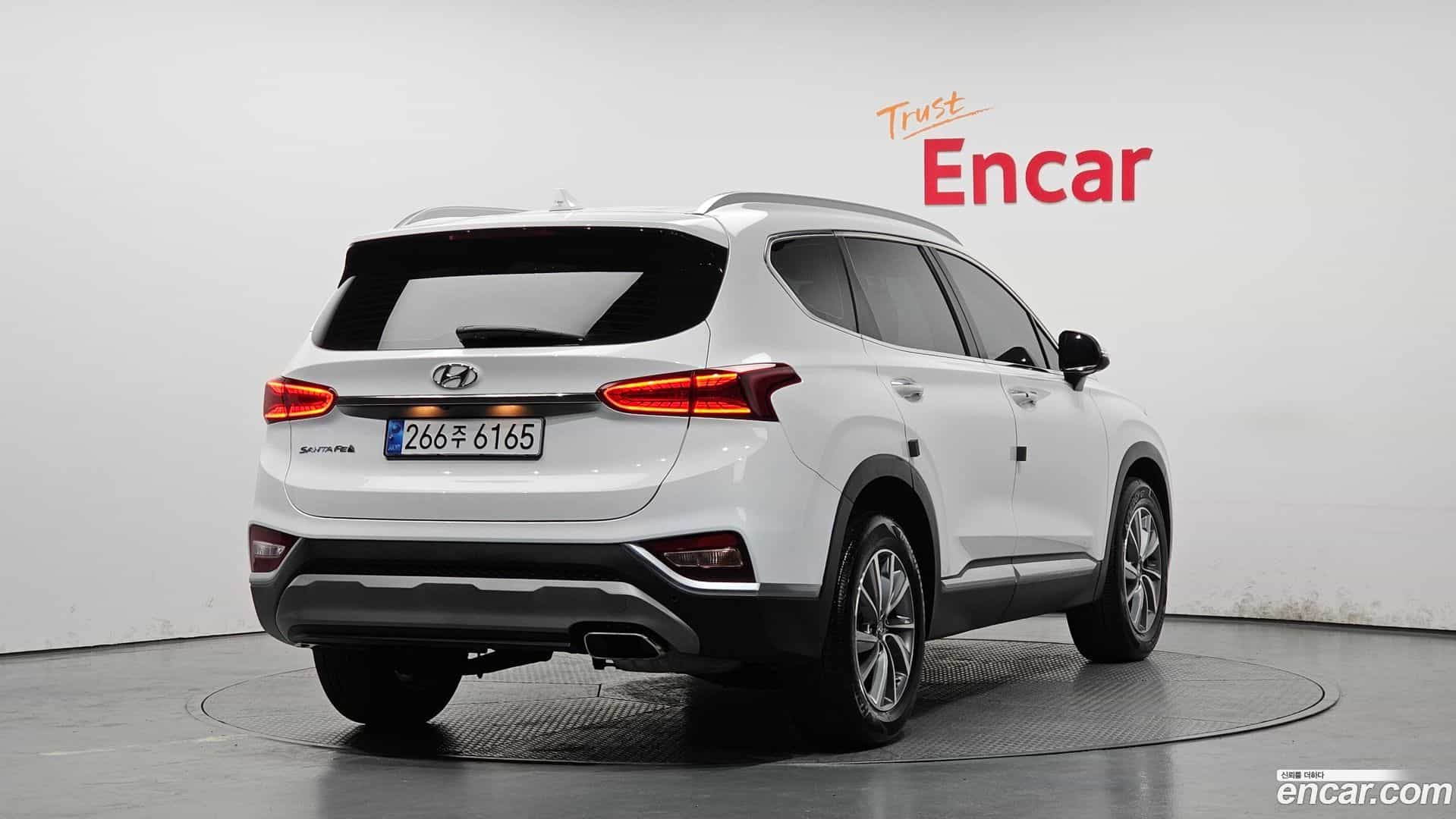Santafe Hyundai 2020.1-OUTER-002