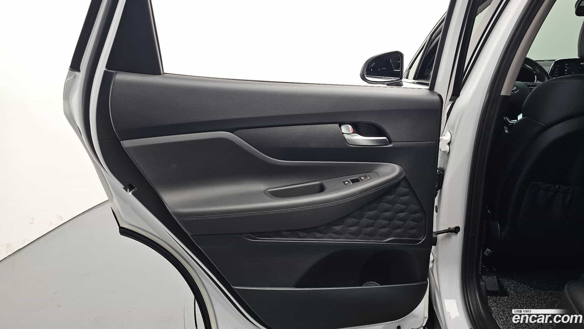 Santafe Hyundai 2020.1-INNER-035