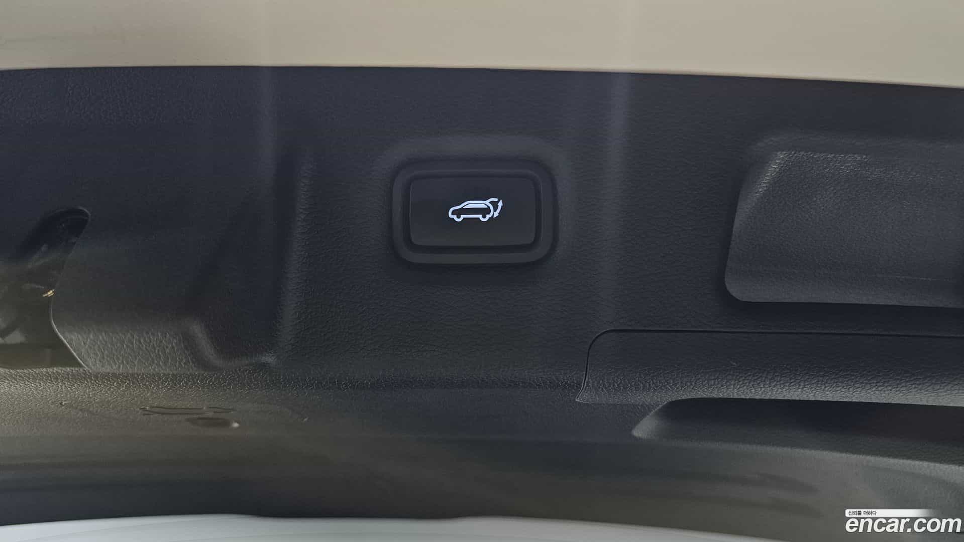 Santafe Hyundai 2020.1-OPTION-040