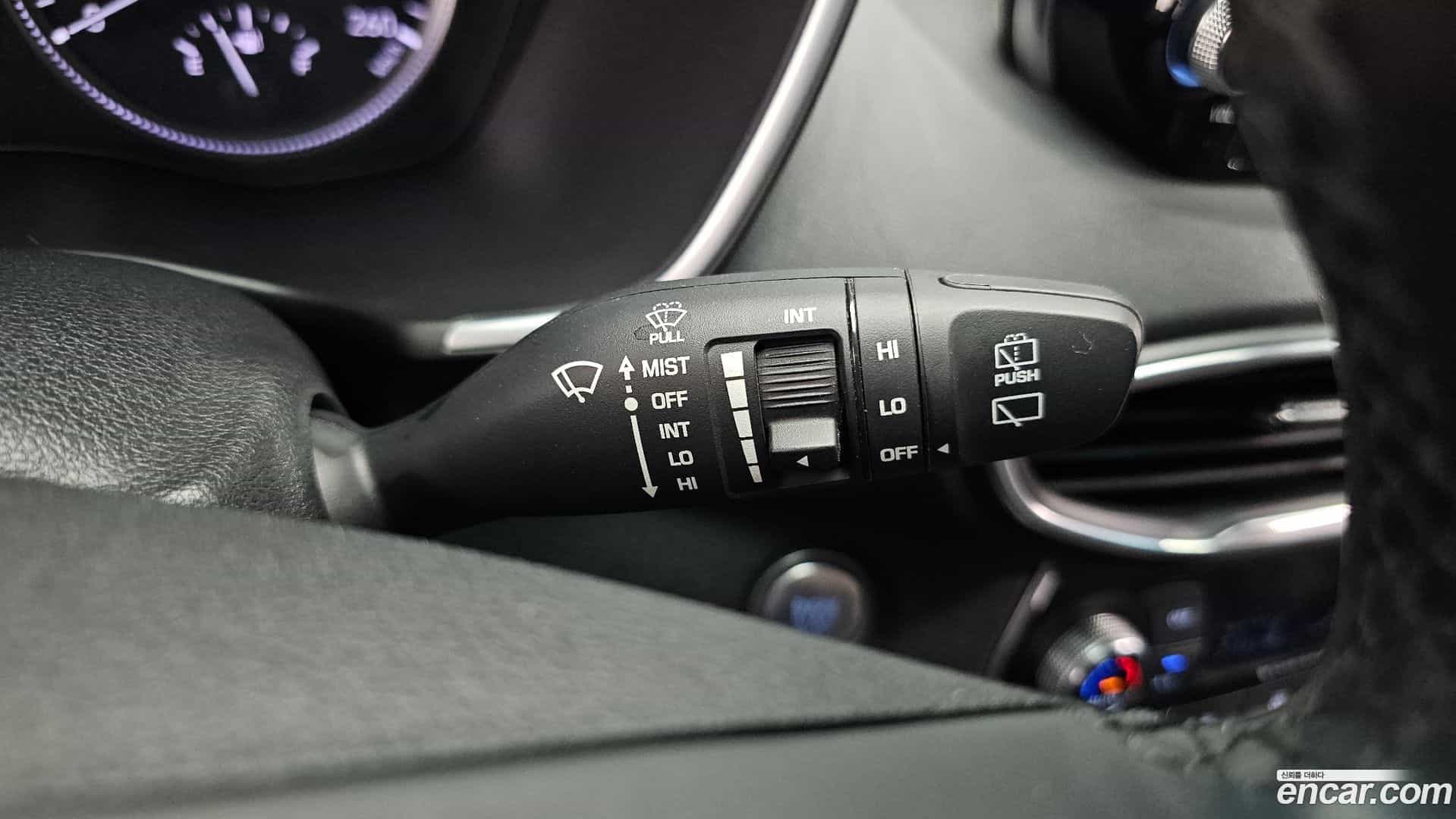 Santafe Hyundai 2020.1-OPTION-043