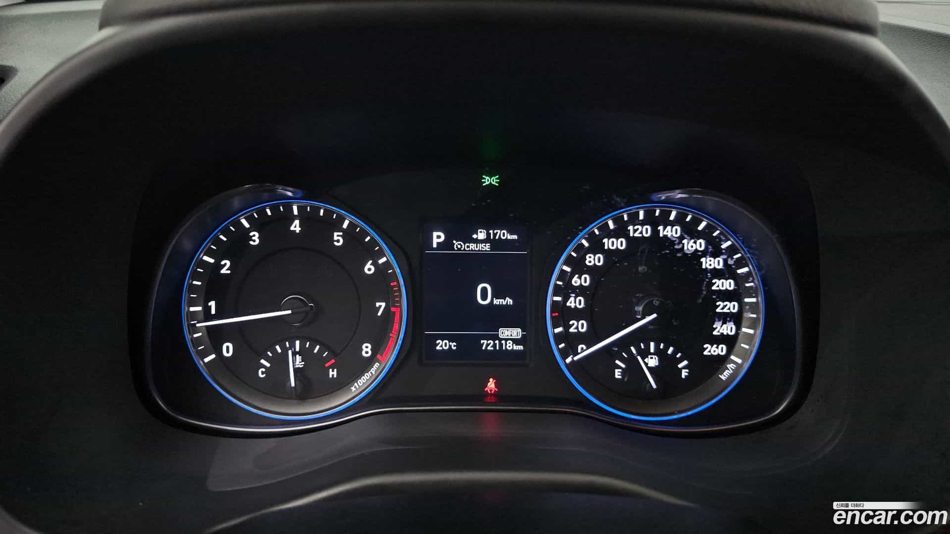 Kona Hyundai 2018.9-INNER-008