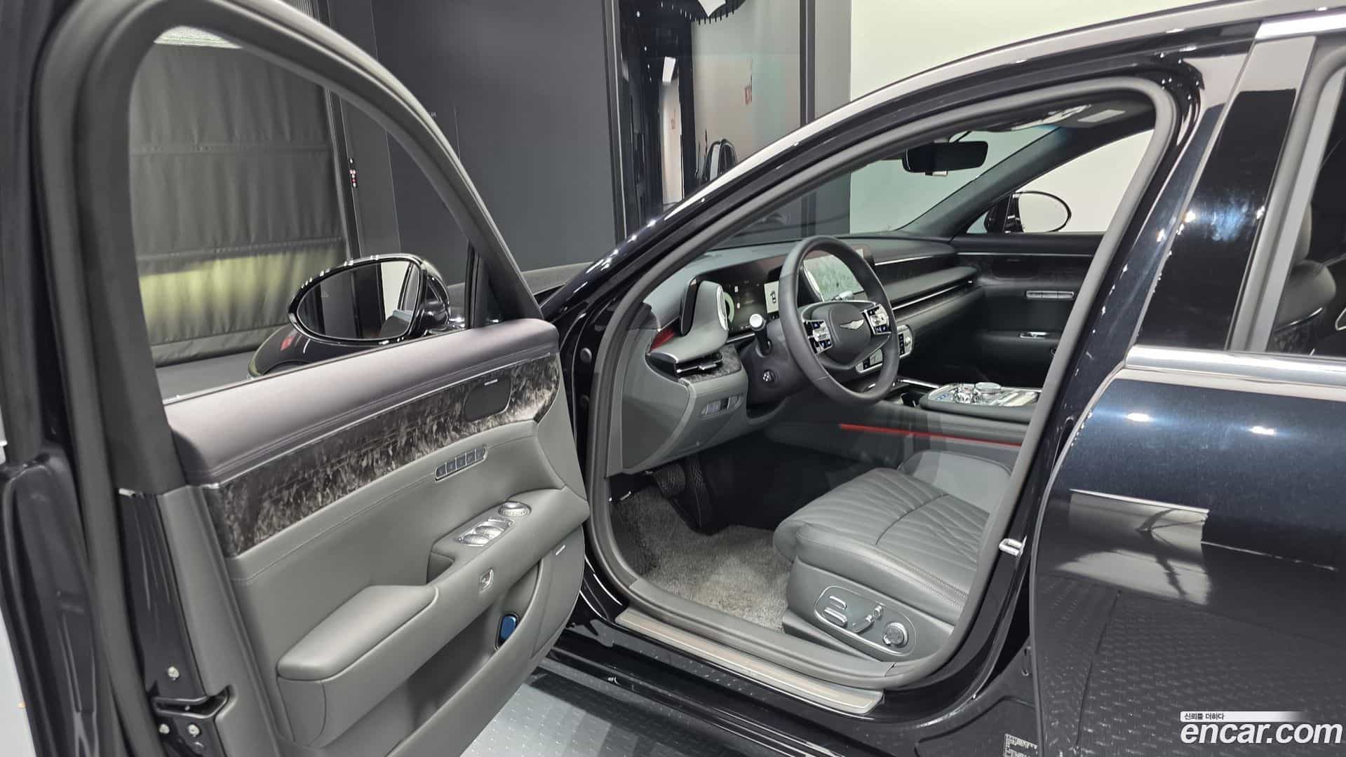 G90 Genesis 2023.2-INNER-010