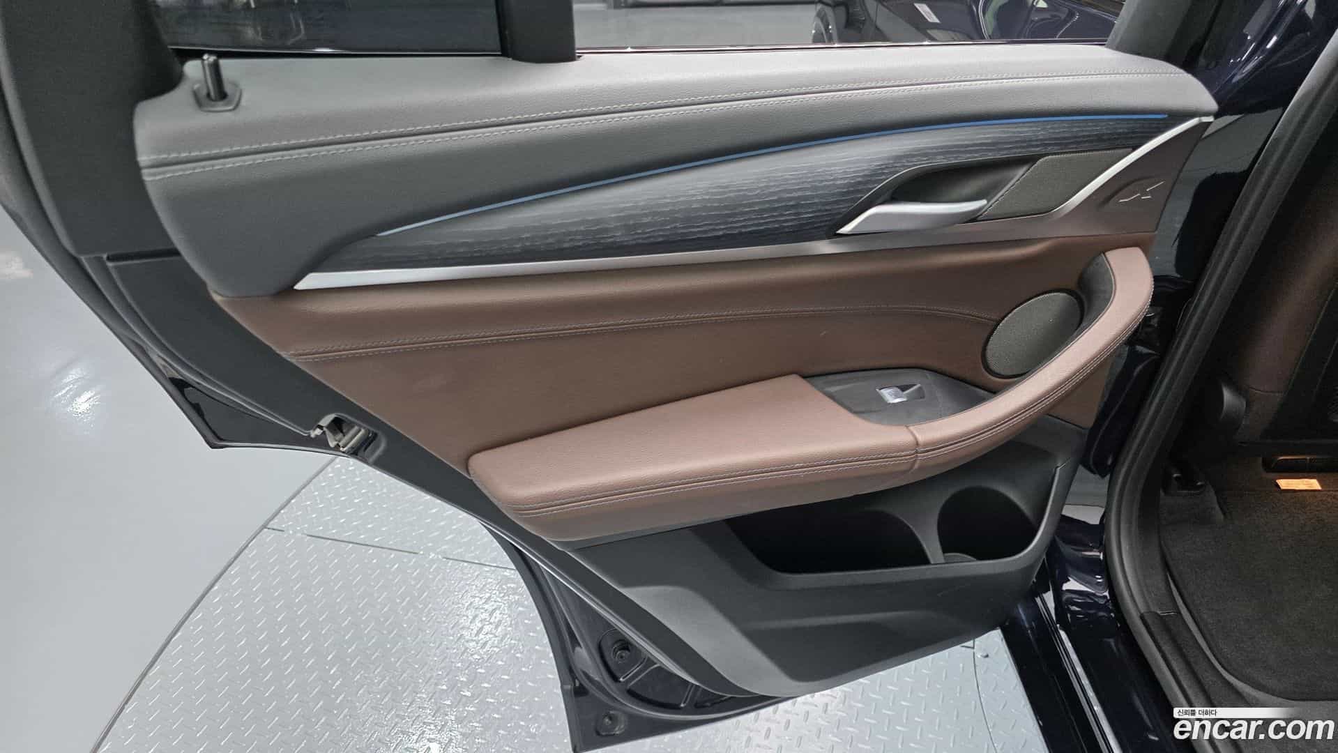 iX3 BMW 2022.9-INNER-035