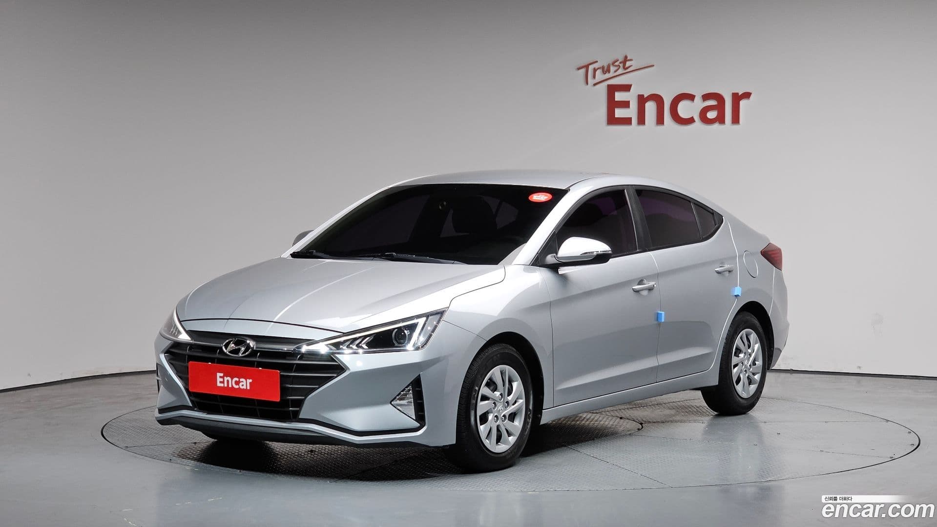 Main__Slider__Photo:AVANTE Hyundai 2019.6-0
