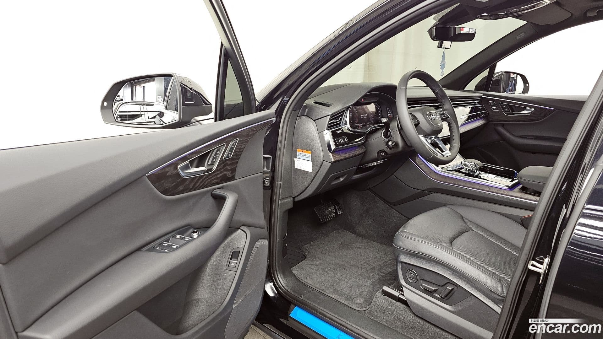 Main__Slider__Photo:Q7 Audi 2020.6-9
