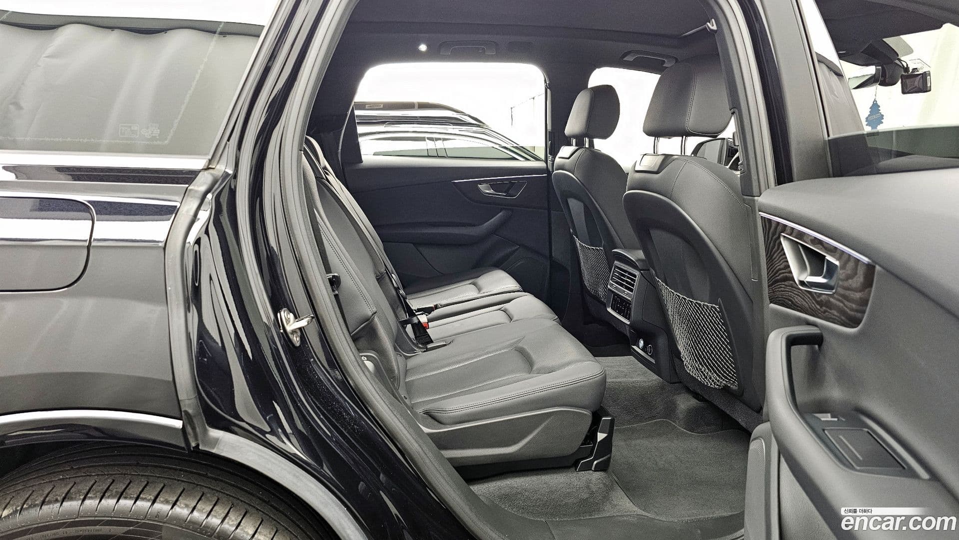 Main__Slider__Photo:Q7 Audi 2020.6-11