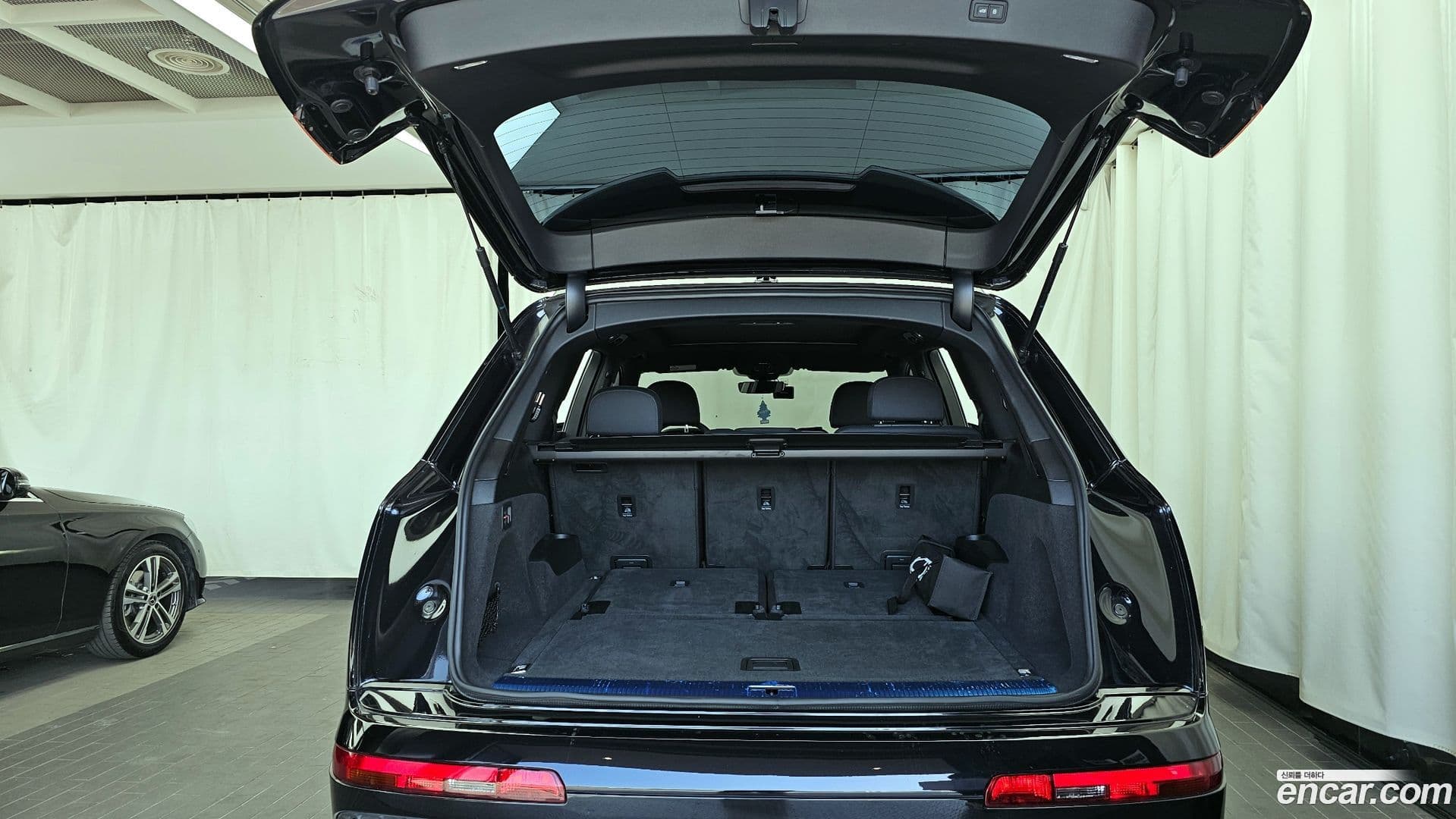 Main__Slider__Photo:Q7 Audi 2020.6-19