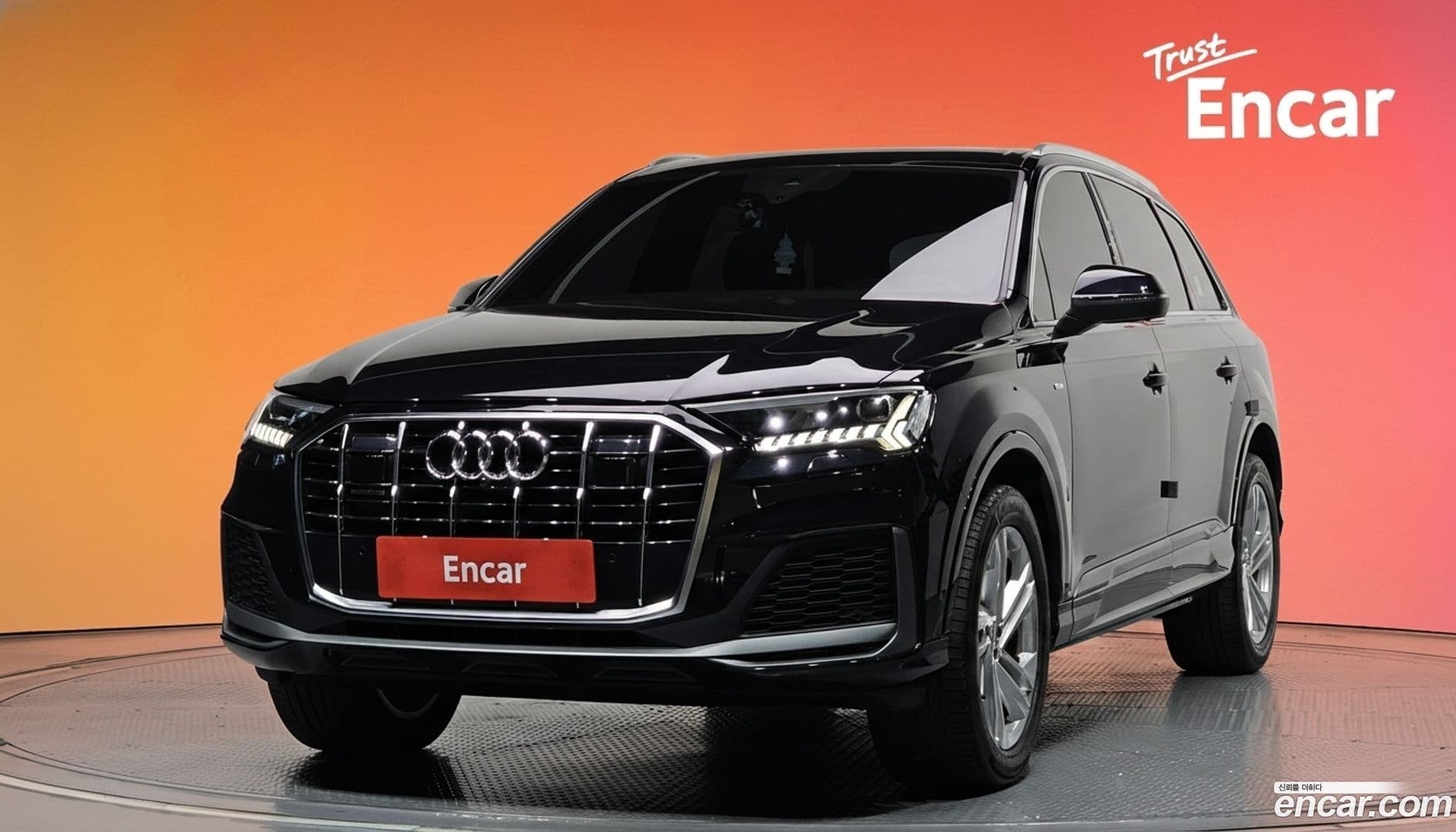 Main__Slider__Photo:Q7 Audi 2020.6-0