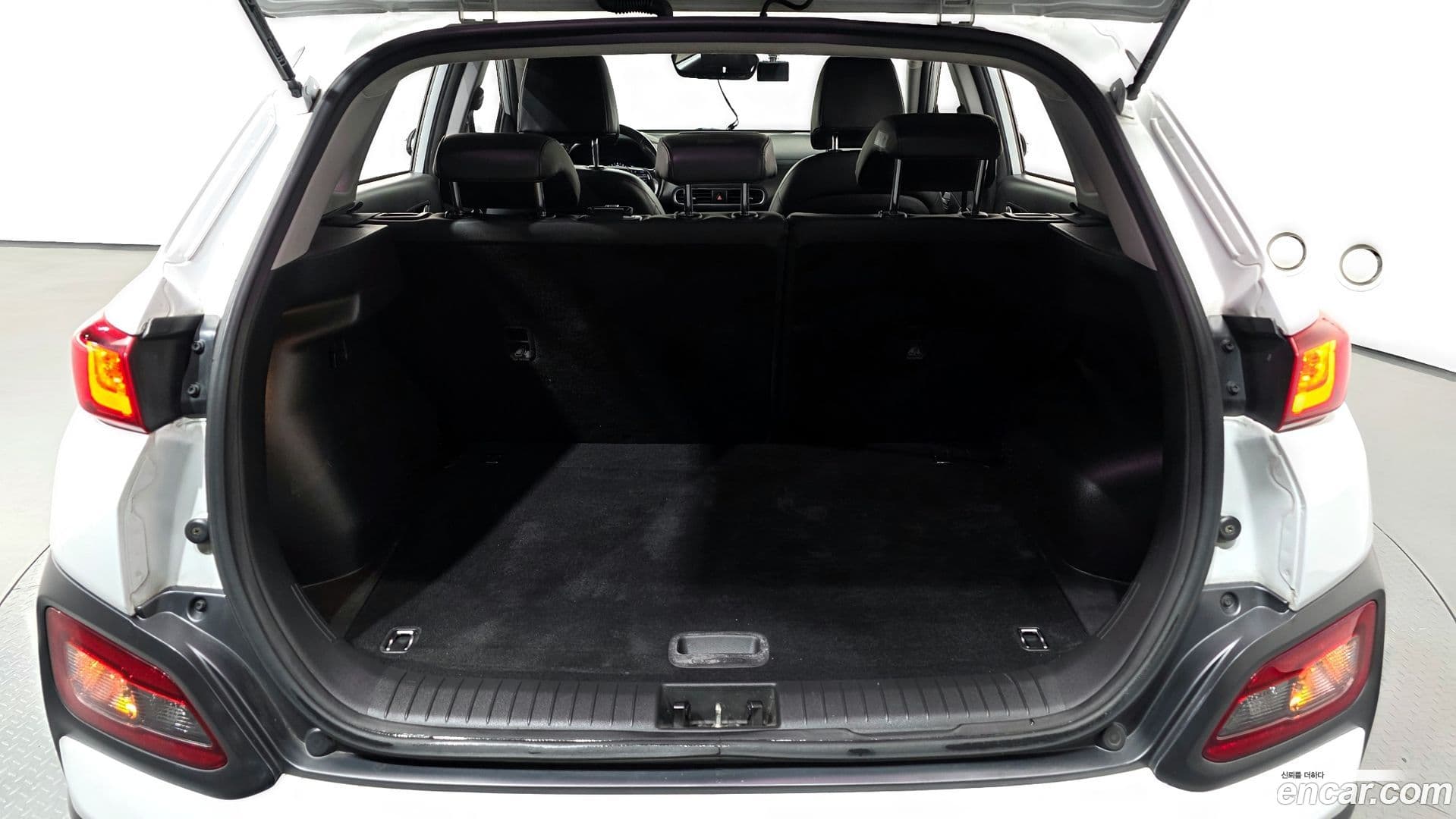 Main__Slider__Photo:Kona Hyundai 2020.3-15