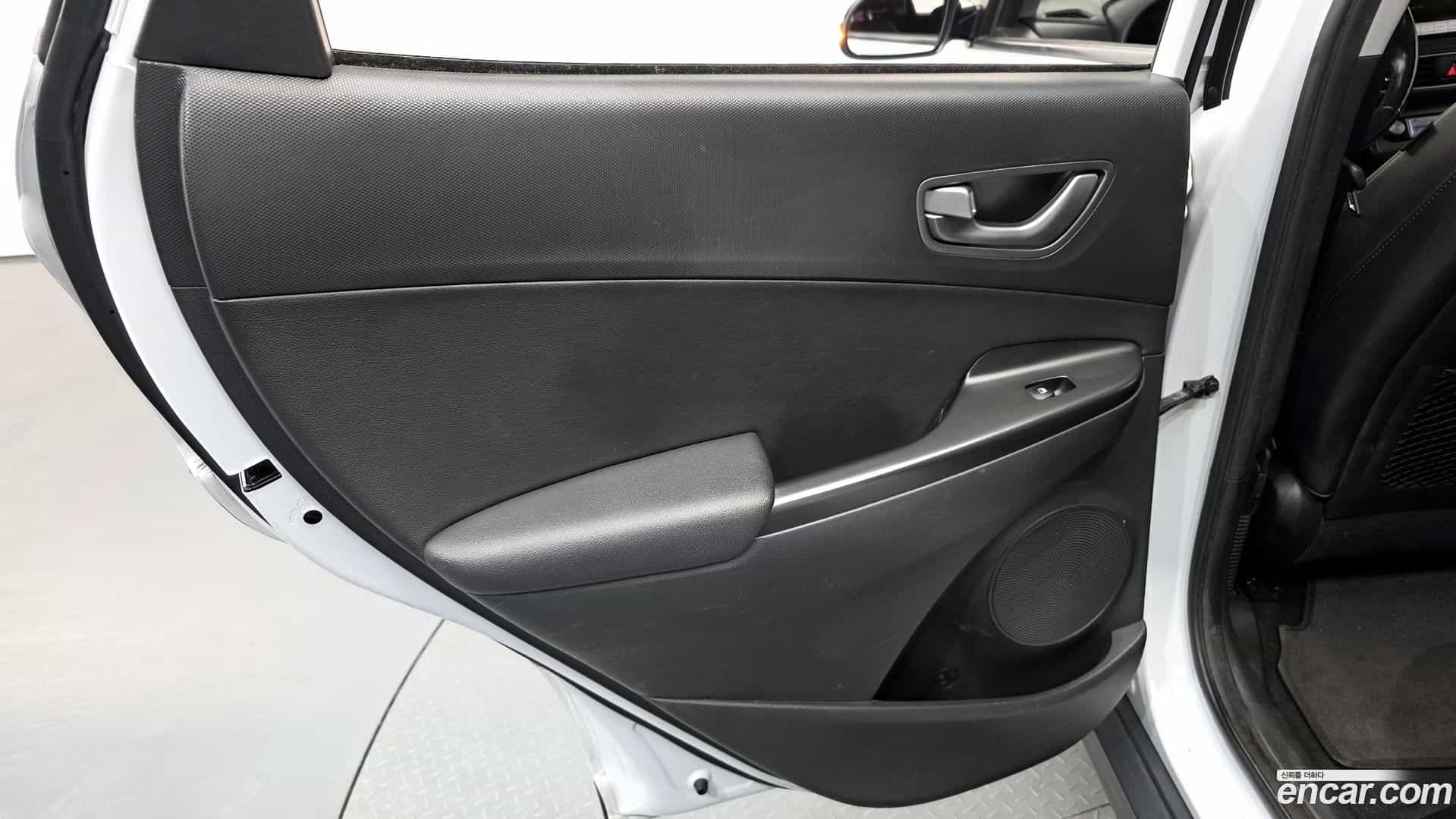 Kona Hyundai 2020.3-INNER-035
