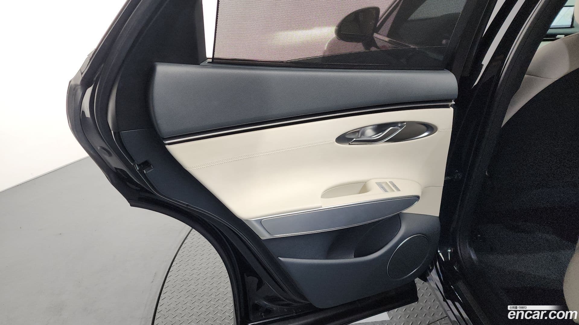Main__Slider__Photo:GV70 Genesis 2022.3-24