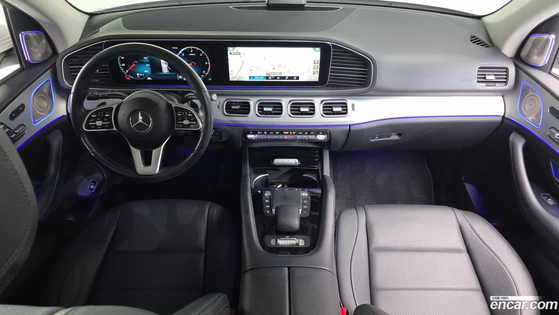 GLE-Class Mercedes-Benz 2019.11-INNER-007
