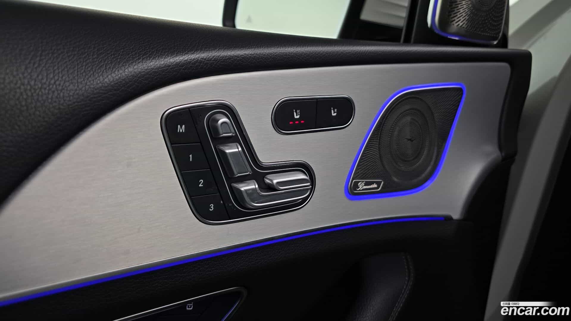 GLE-Class Mercedes-Benz 2019.11-OPTION-021