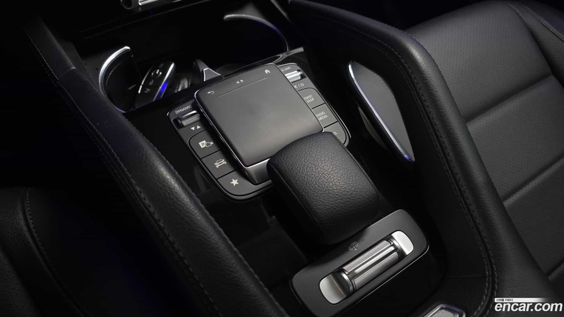 GLE-Class Mercedes-Benz 2019.11-OPTION-022