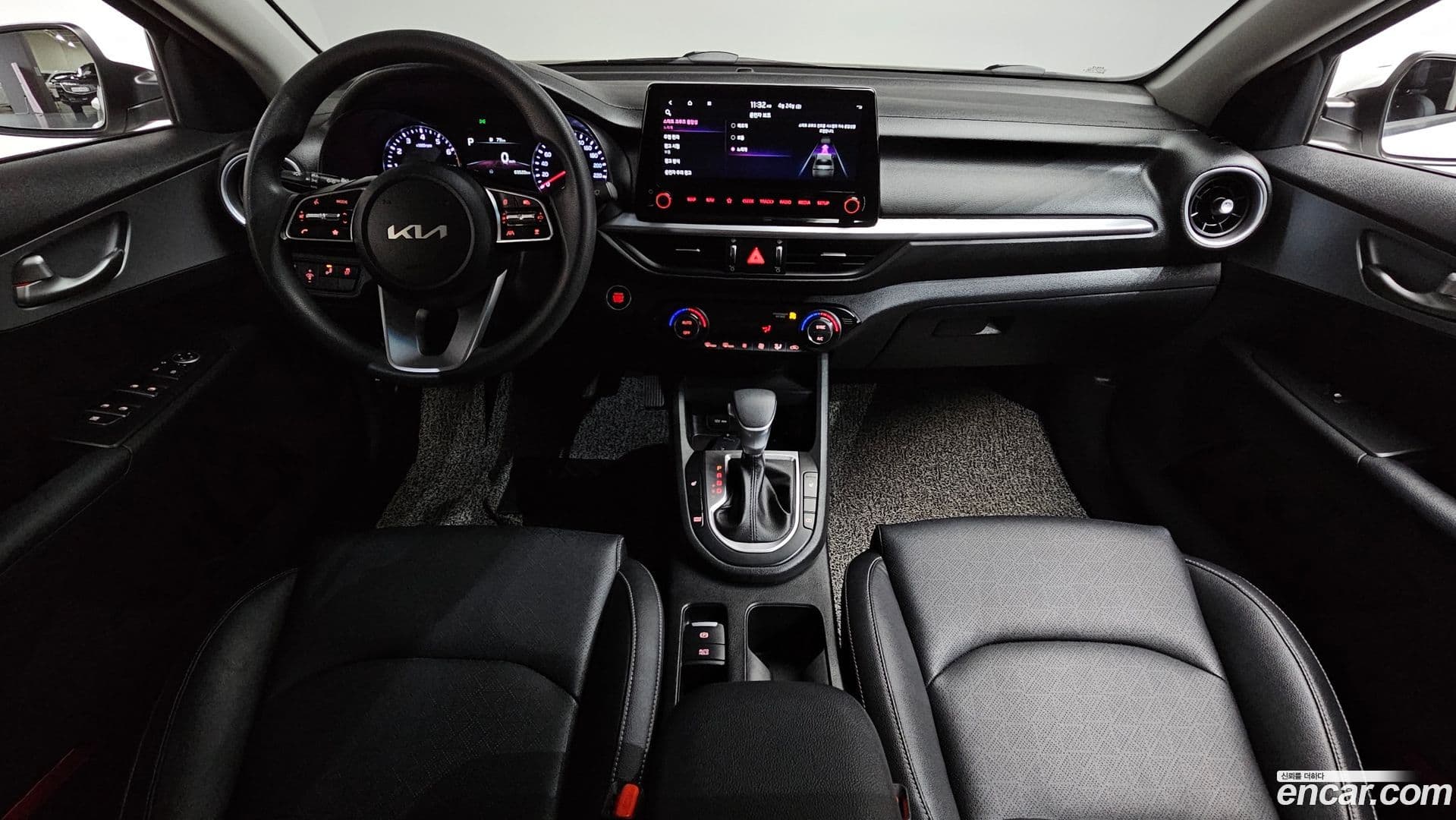 Main__Slider__Photo:K3 Kia 2021.8-6