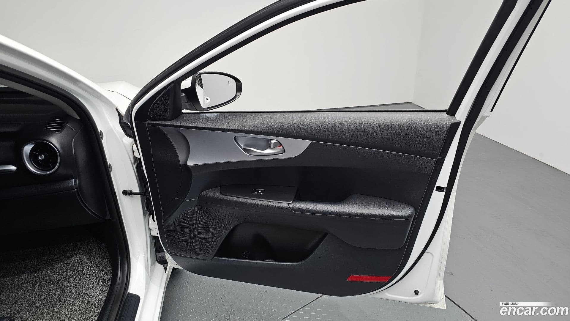 Main__Slider__Photo:K3 Kia 2021.8-23
