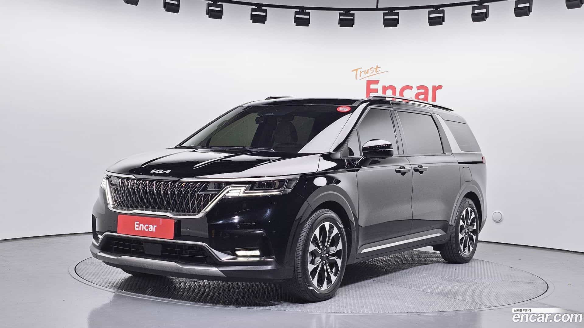 Canival Kia 2023.0-OUTER-001