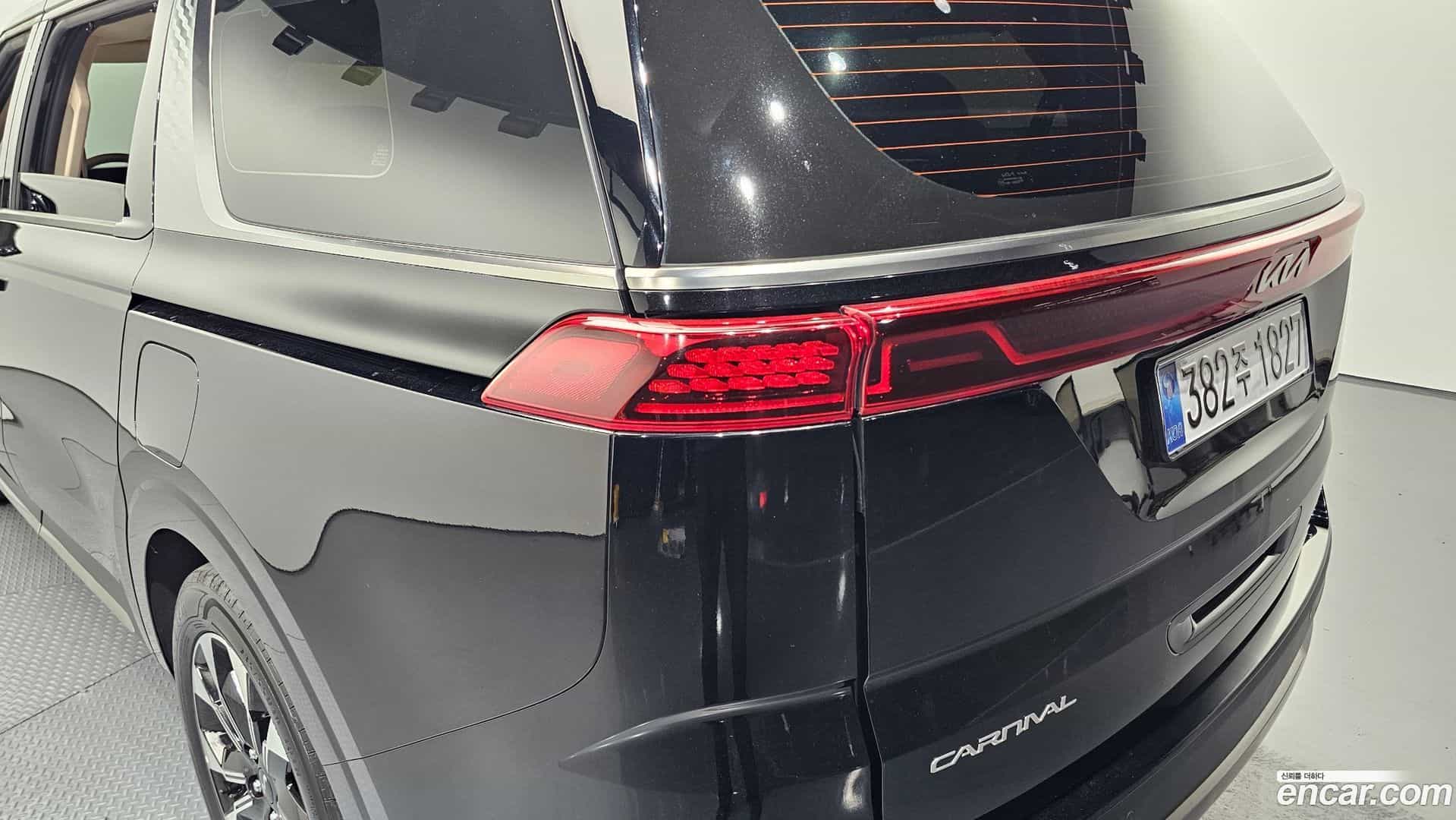 Canival Kia 2023.0-OUTER-033