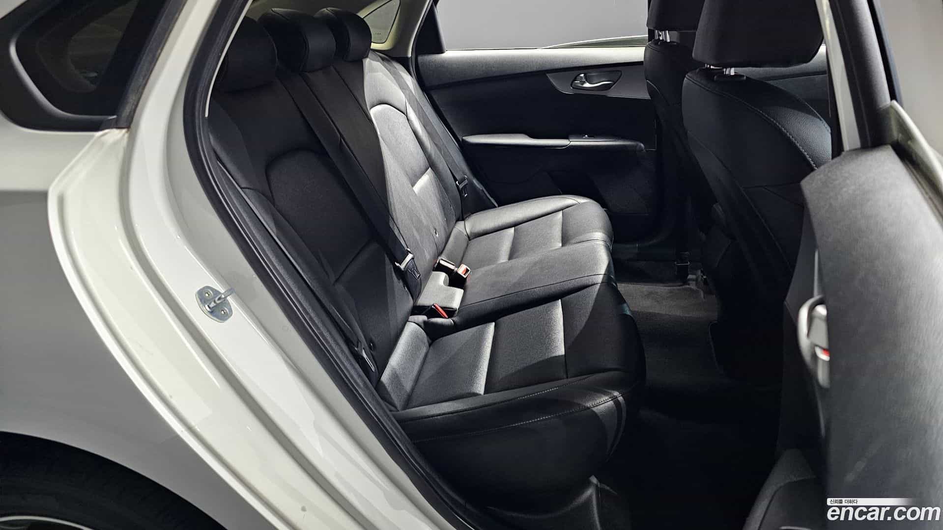K3 Kia 2021.8-OPTION-016