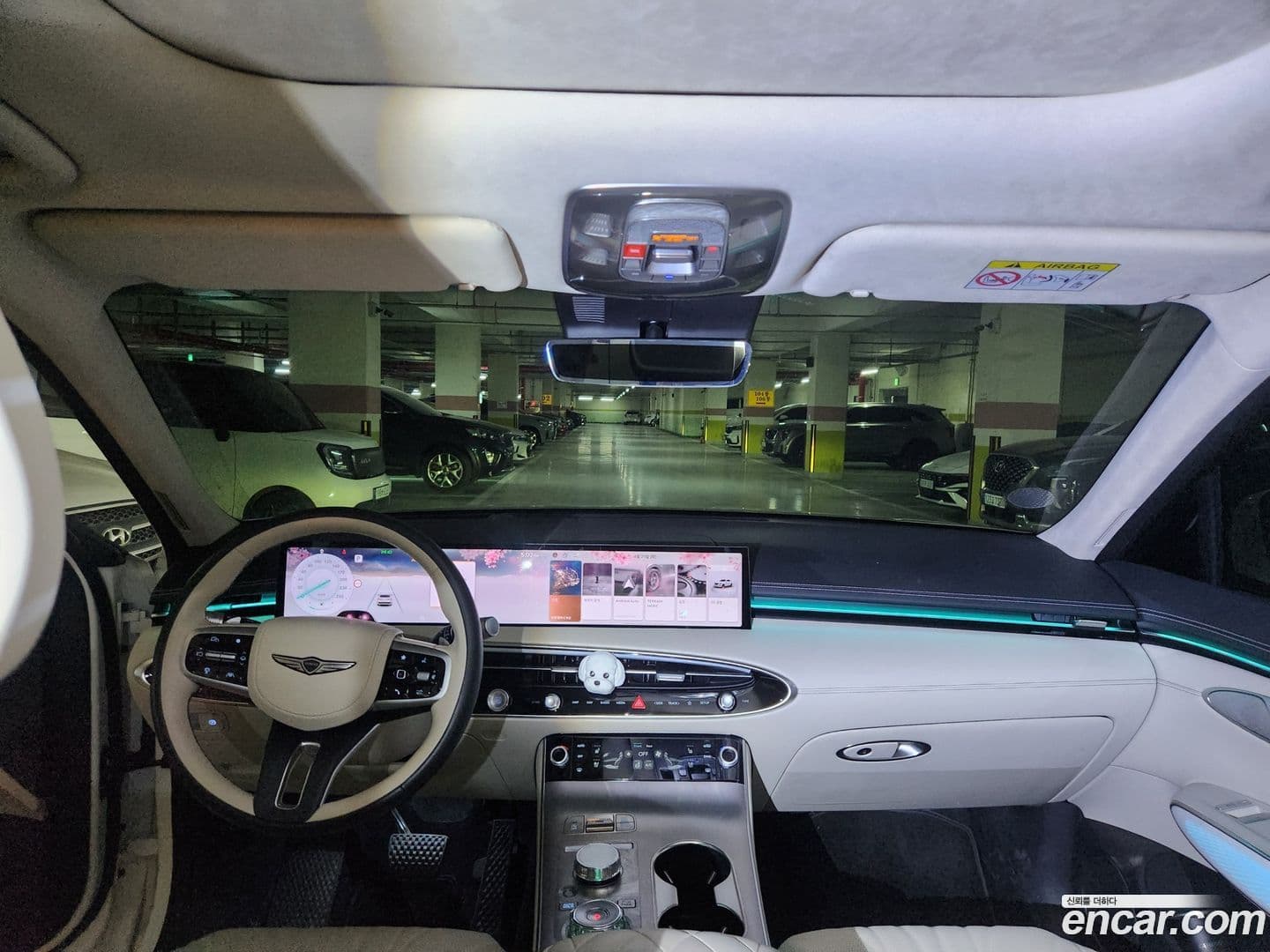 Main__Slider__Photo:GV70 Genesis 2024.10-0