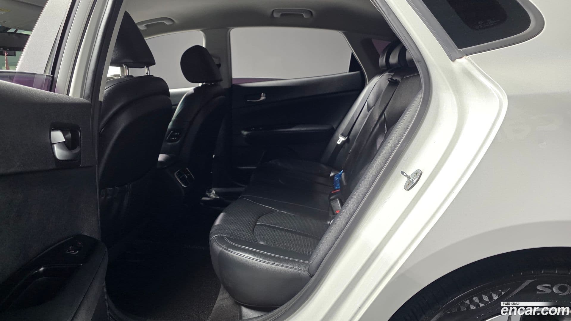 Main__Slider__Photo:K5 Kia 2016.0-25