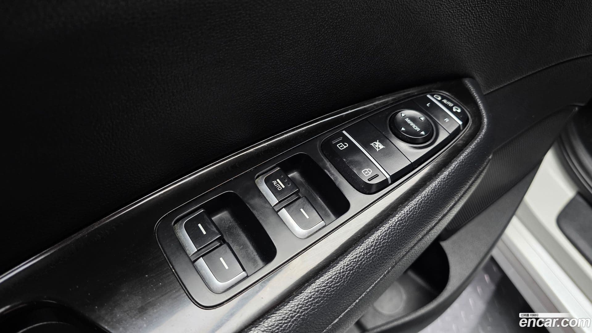 Main__Slider__Photo:K5 Kia 2016.0-28