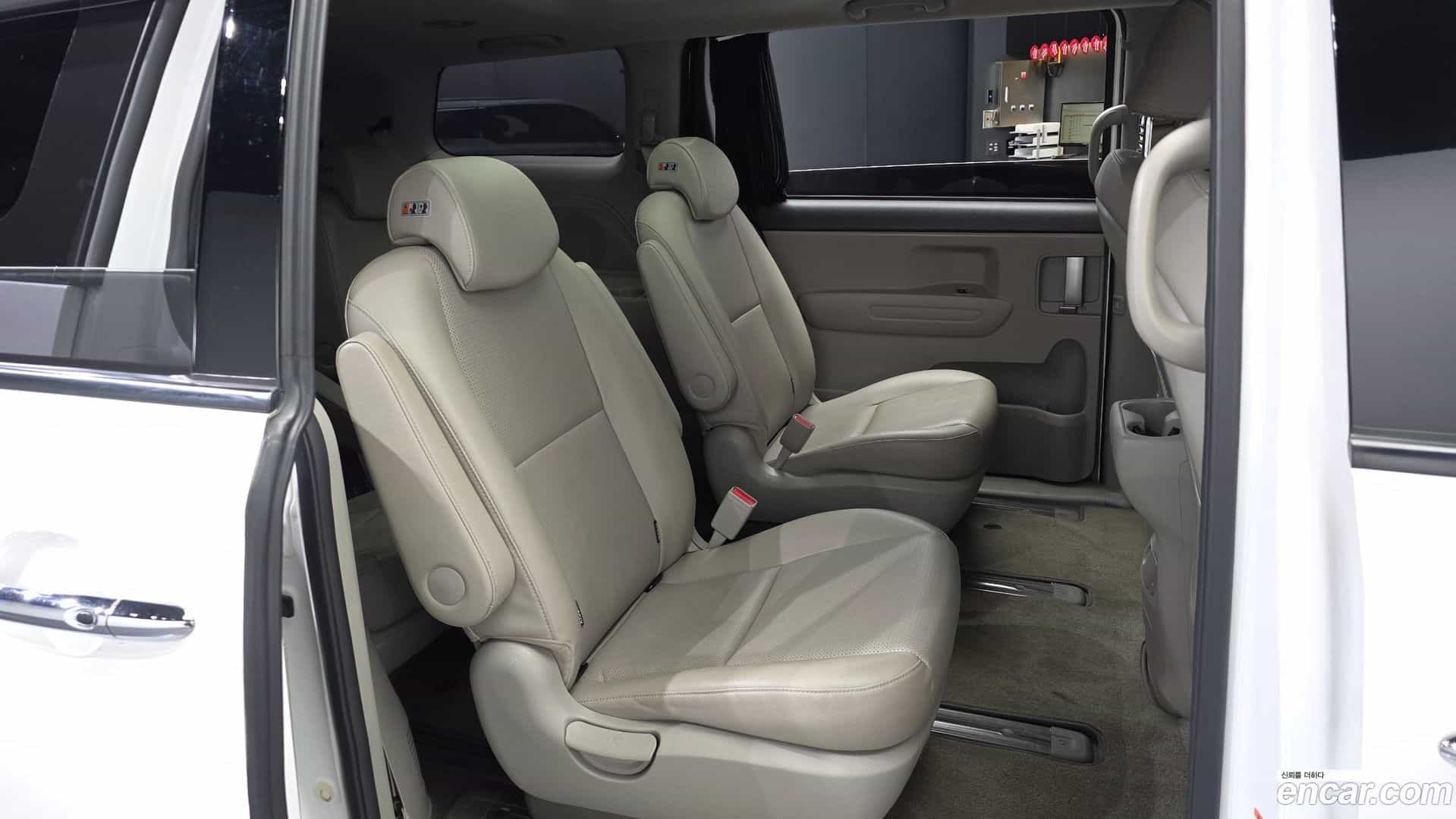 Canival Kia 2018.8-OPTION-016