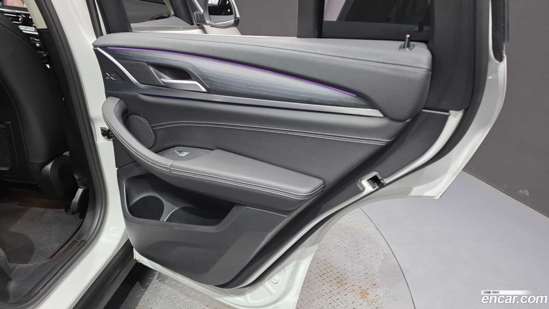 X4 BMW 2024.8-INNER-035