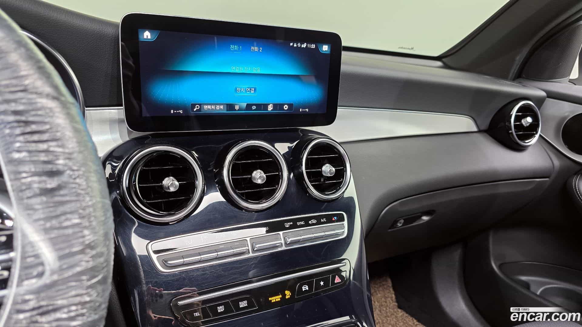 GLC-Class Mercedes-Benz 2021.2-OPTION-021