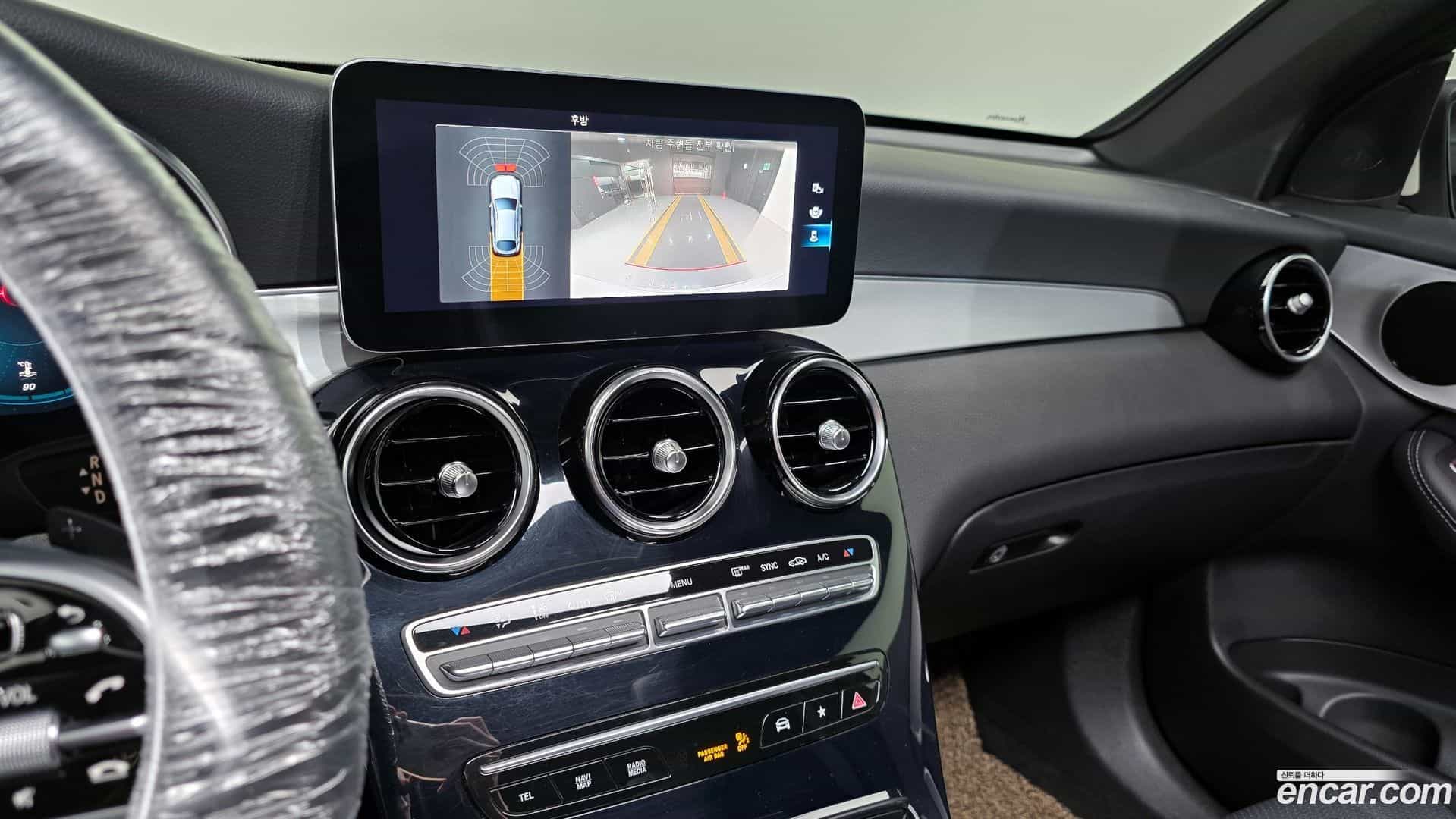 GLC-Class Mercedes-Benz 2021.2-OPTION-022