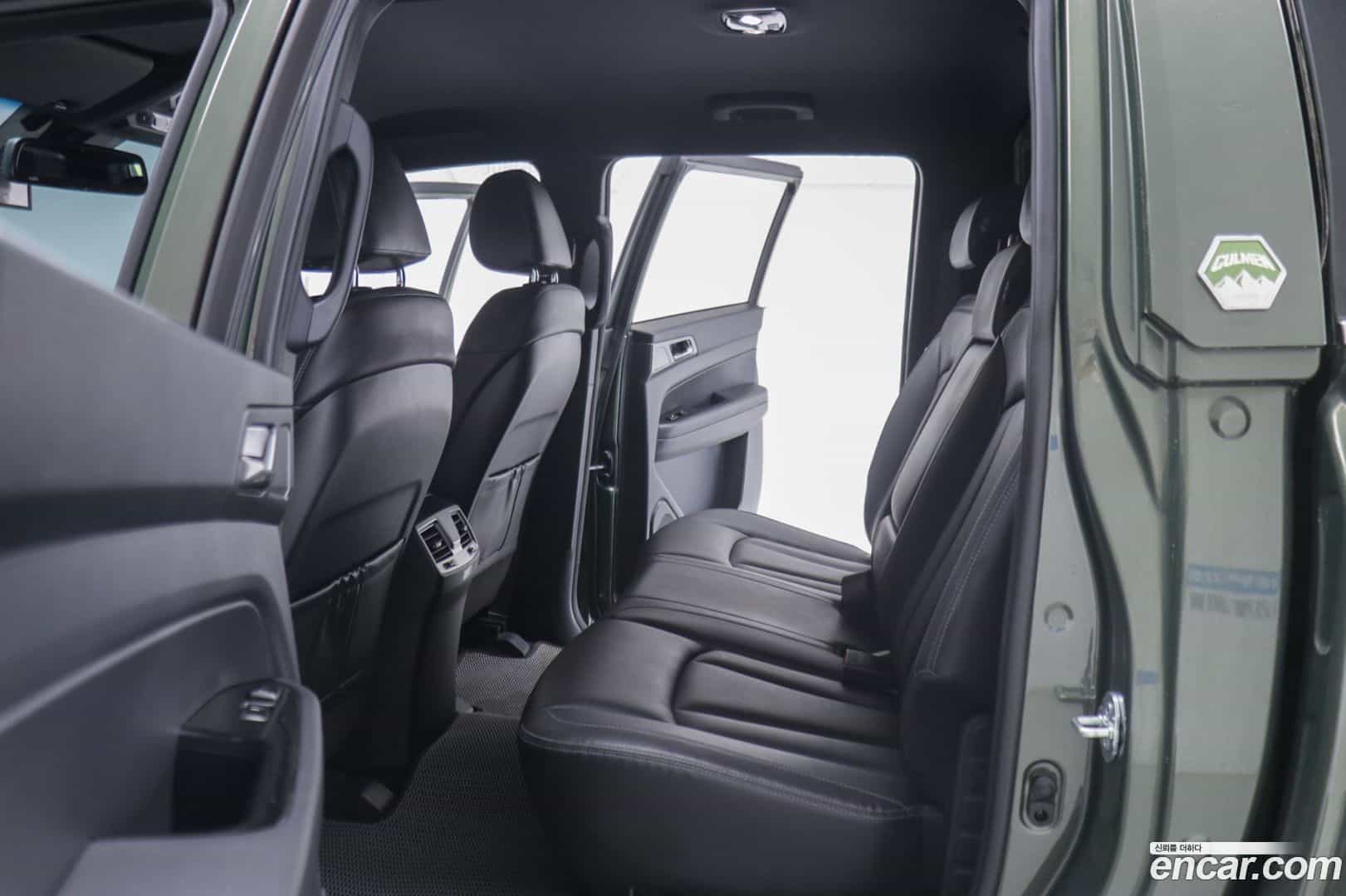 Rexton KG Mobility 2023.6-INNER-009