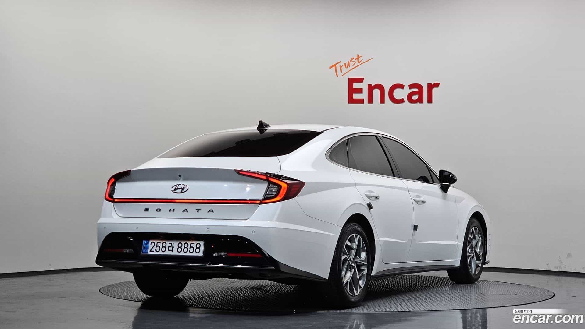 Sonata Hyundai 2022.2-OUTER-002