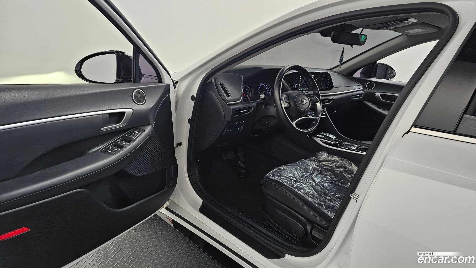 Main__Slider__Photo:Sonata Hyundai 2022.2-9