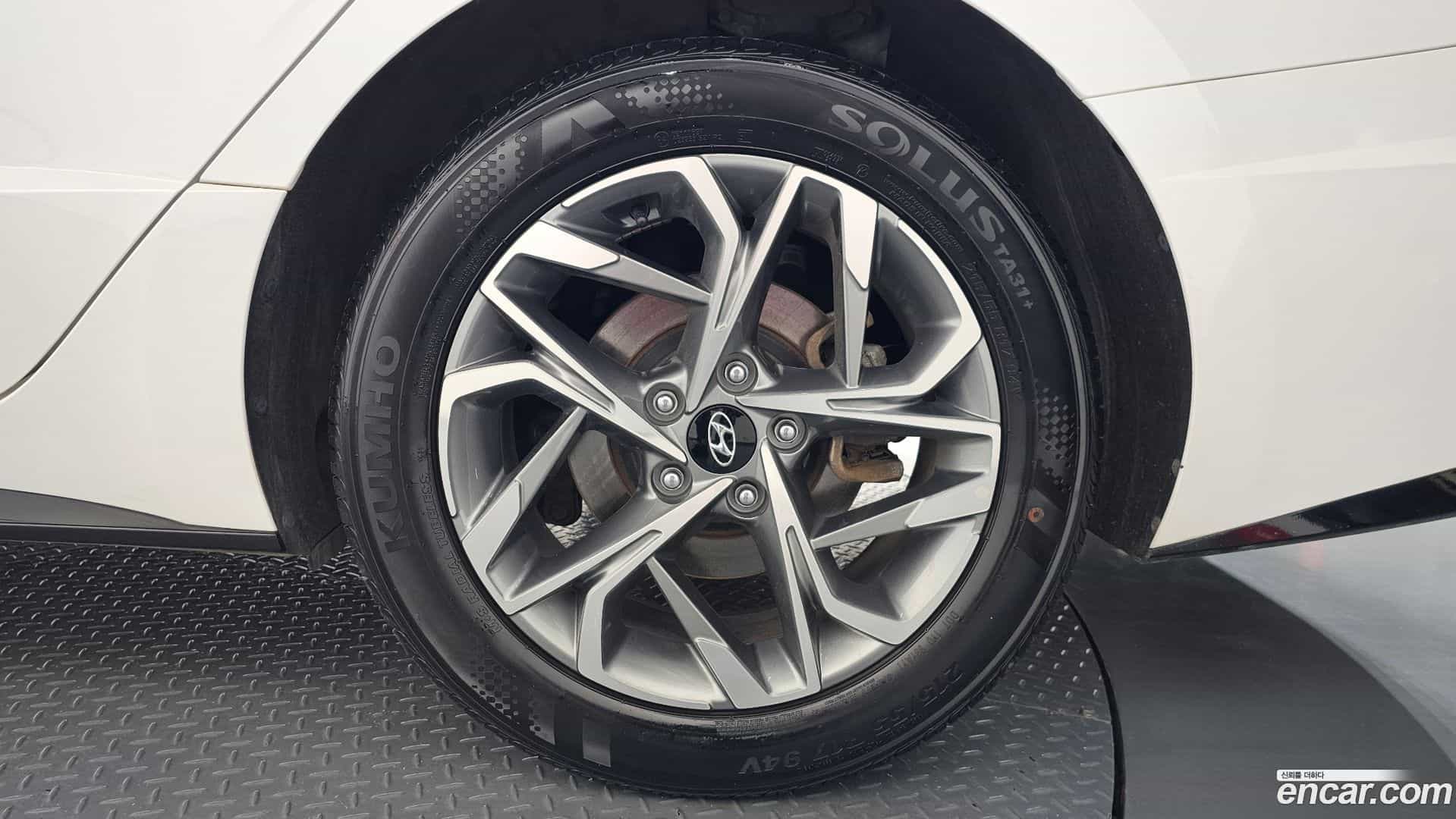 Sonata Hyundai 2022.2-OUTER-031