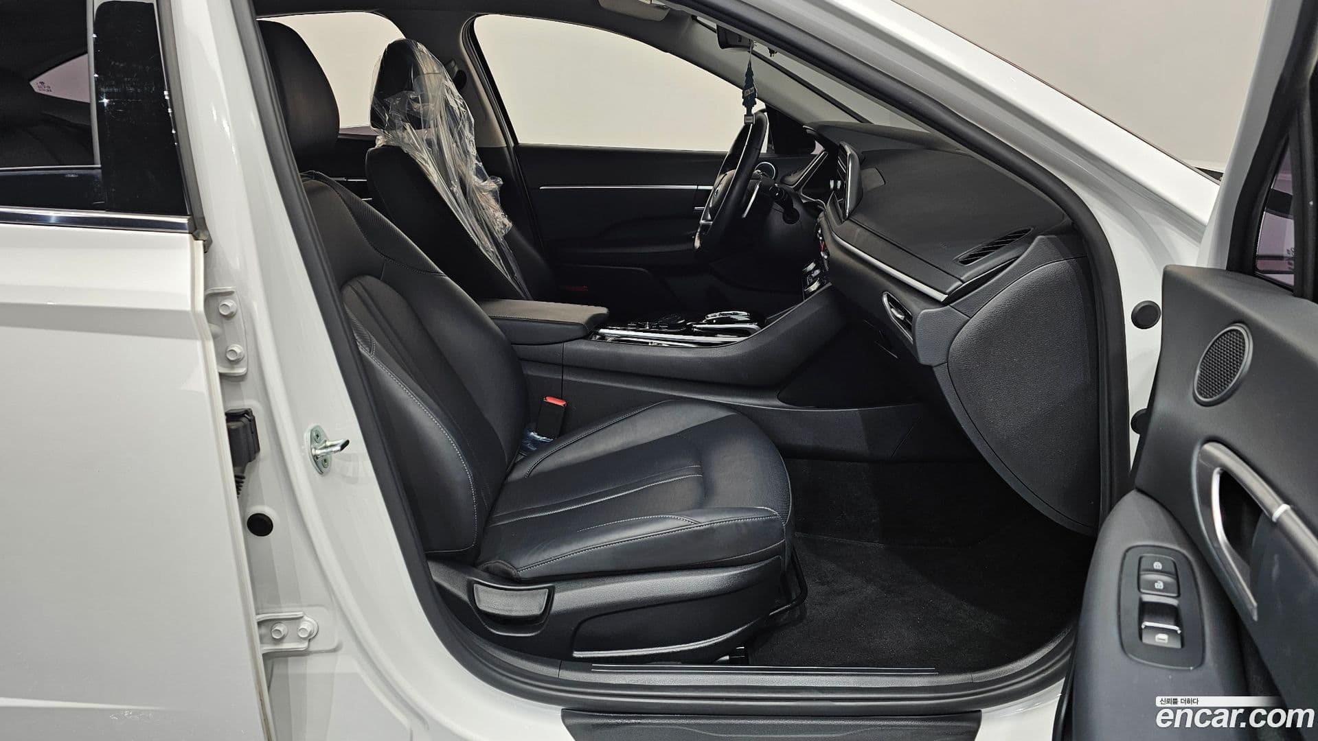 Main__Slider__Photo:Sonata Hyundai 2022.2-25