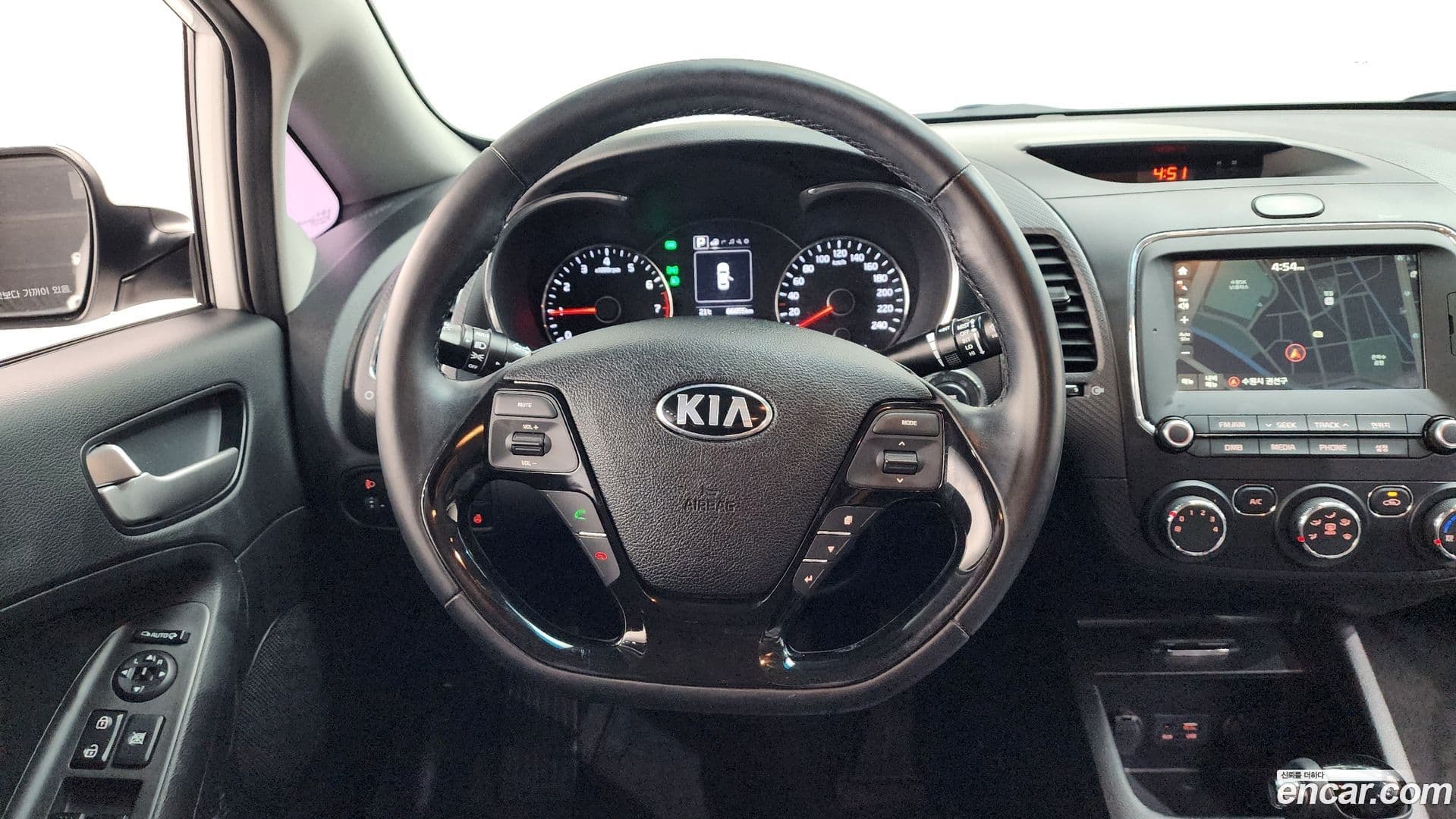 Main__Slider__Photo:K3 Kia 2018.2-13