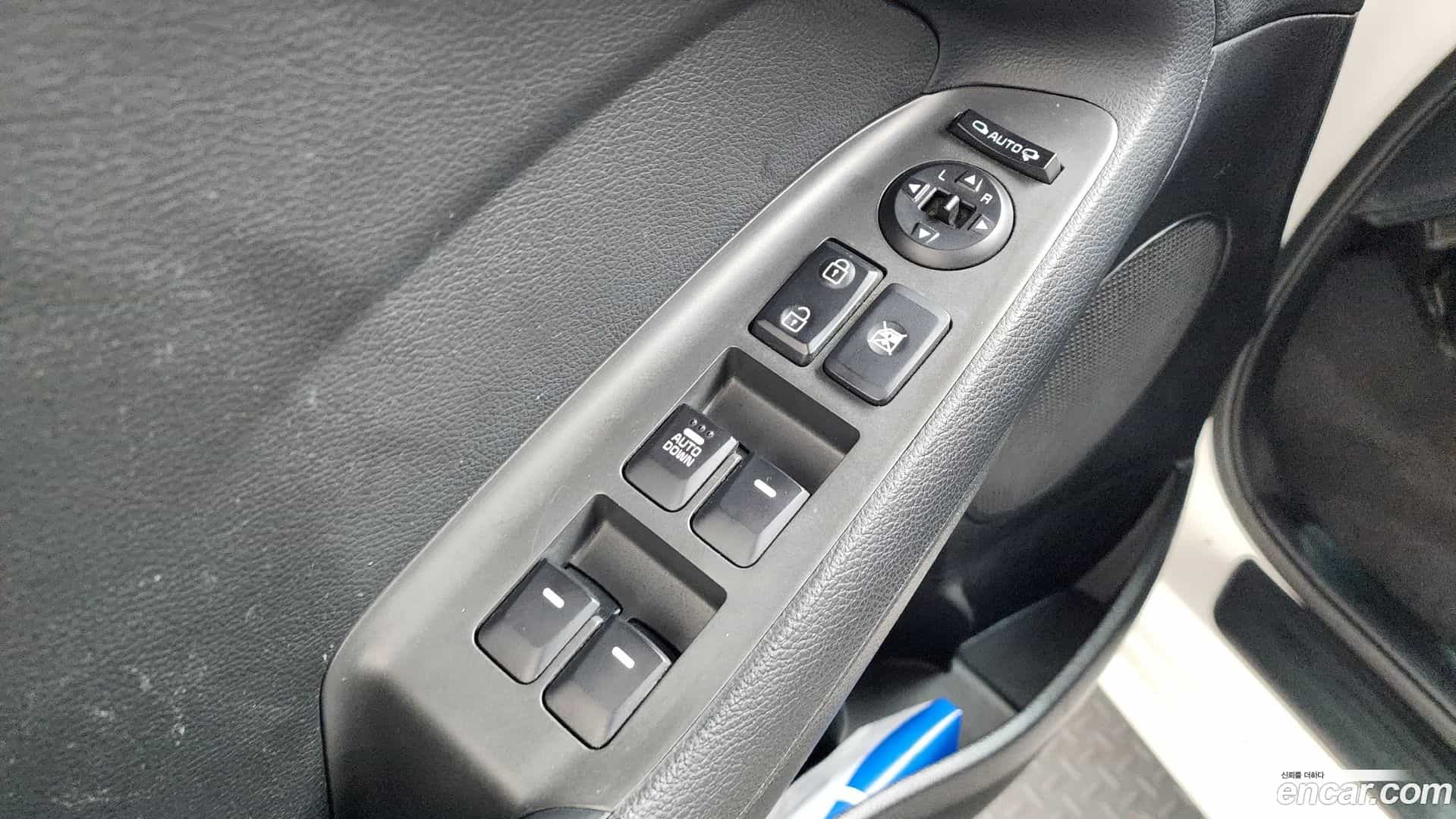 K3 Kia 2018.2-OPTION-041
