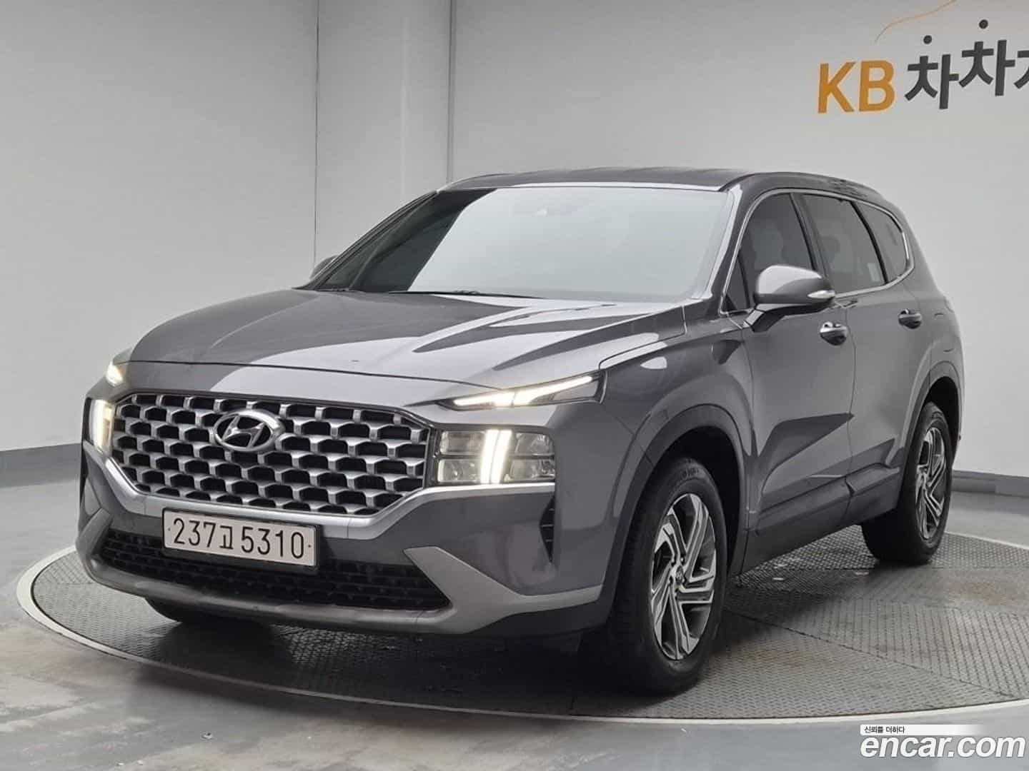 Santafe Hyundai 2021.2-OUTER-001