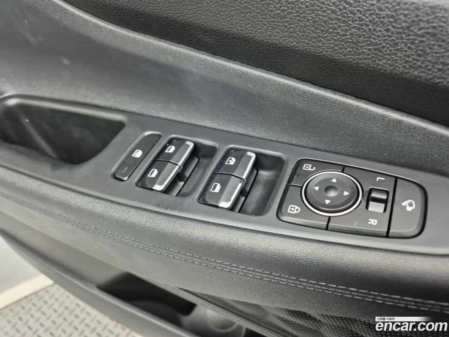 Santafe Hyundai 2021.2-OPTION-021