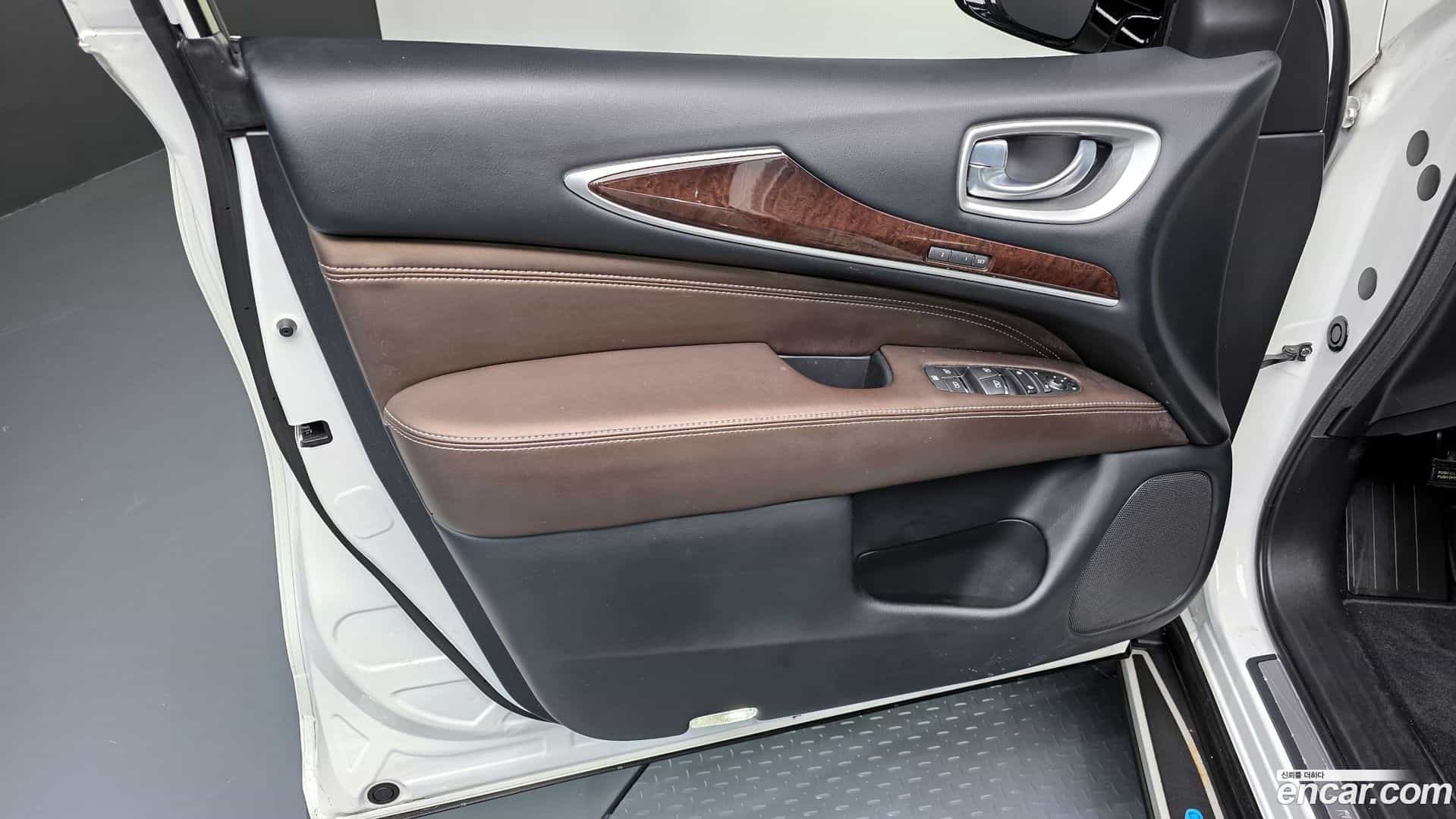 QX60 Infiniti 2019.11-INNER-034