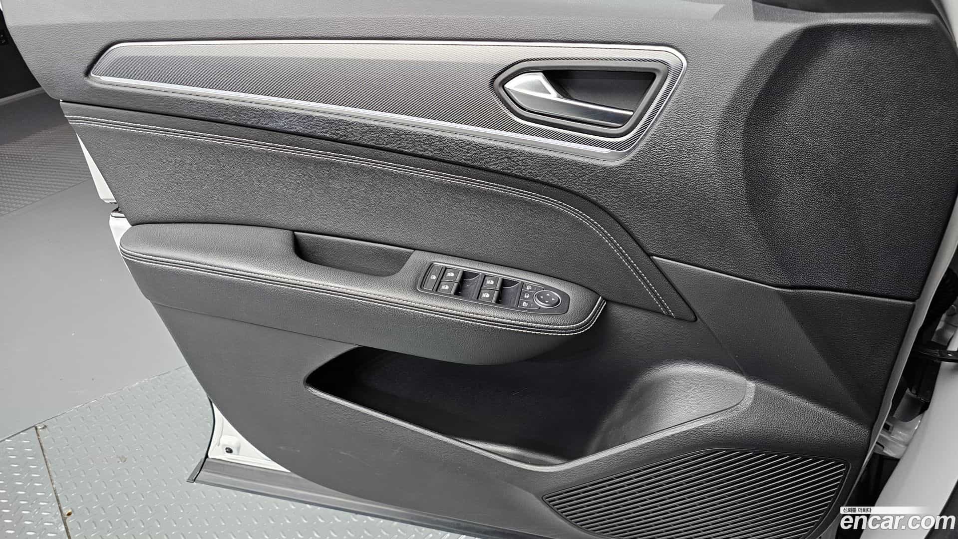 XM3 Renault Korea 2020.5-INNER-034