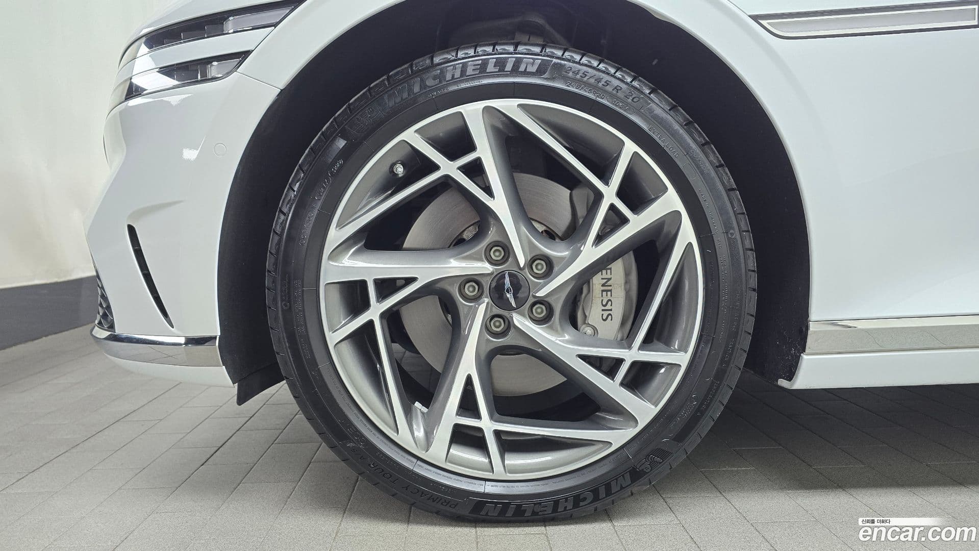 Main__Slider__Photo:G90 Genesis 2022.11-4