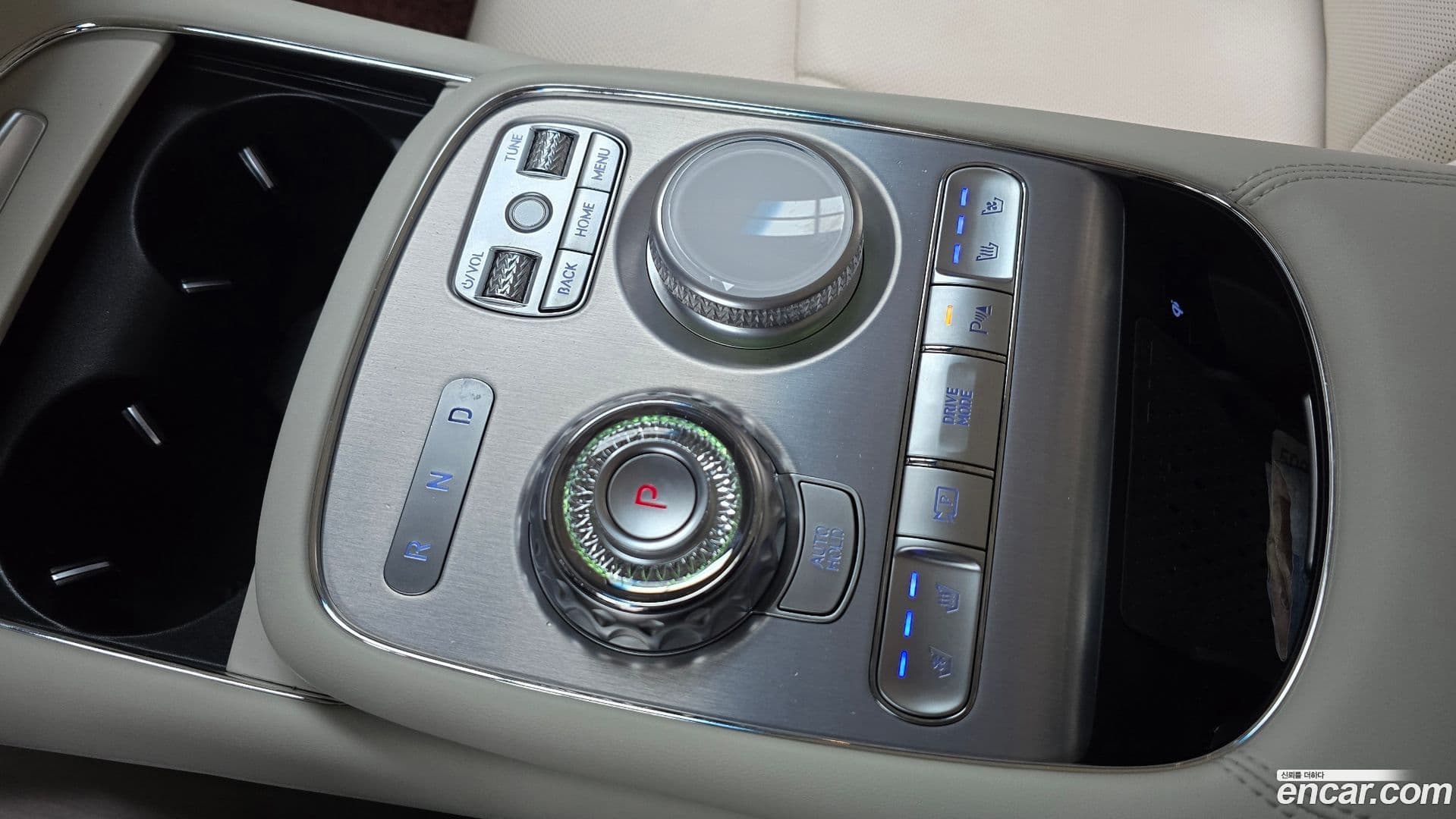 Main__Slider__Photo:G90 Genesis 2022.11-8