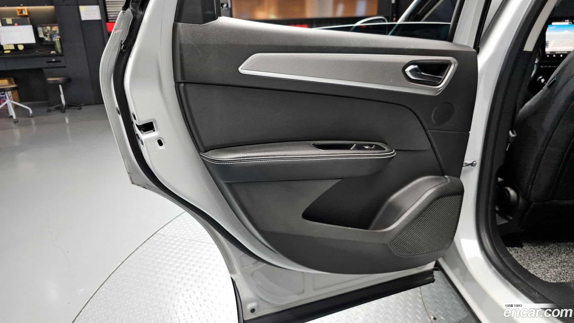XM3 Renault Korea 2022.11-INNER-035