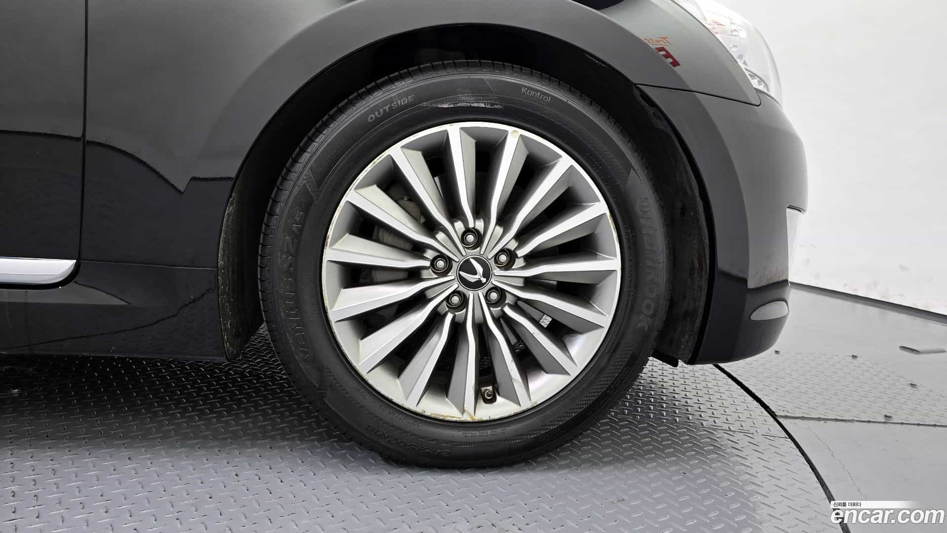 Equus Hyundai 2014.0-OUTER-031