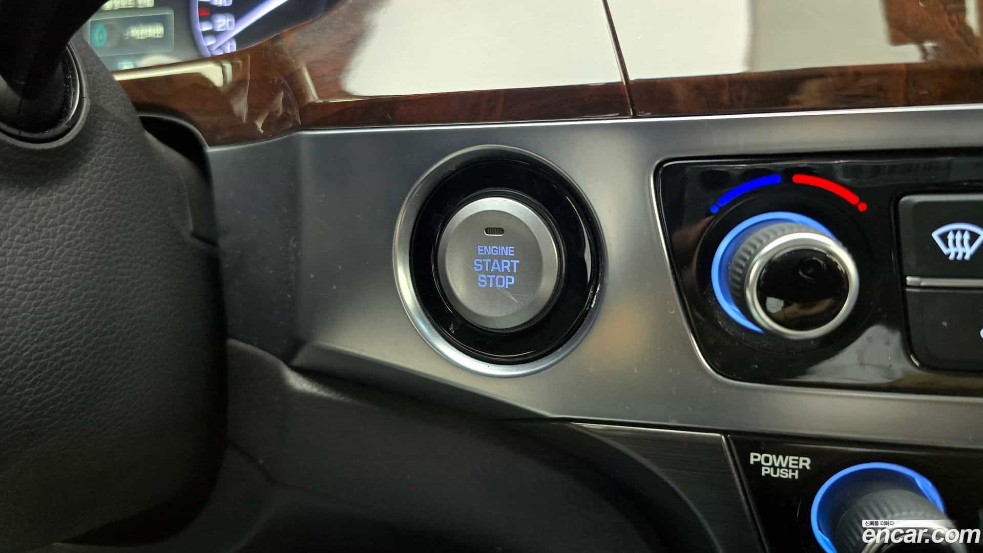 Equus Hyundai 2014.0-OPTION-040