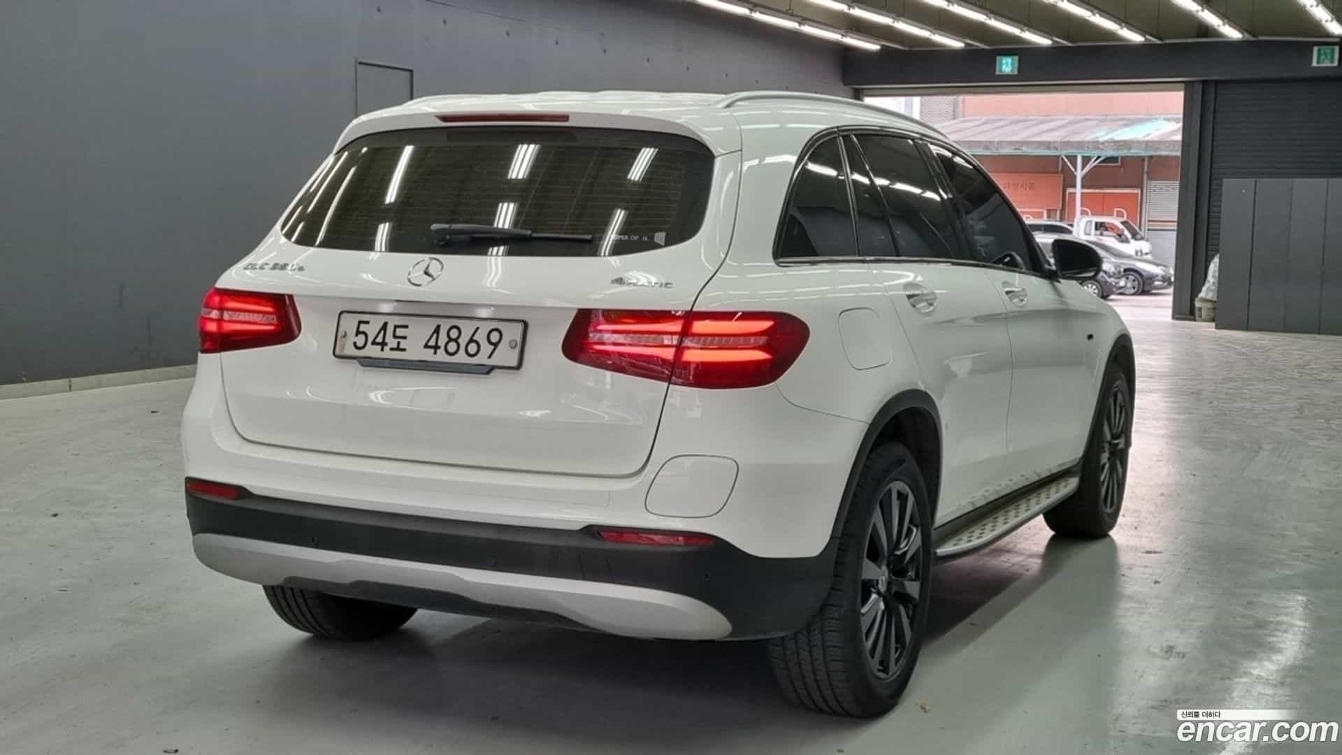 GLC-Class Mercedes-Benz 2018.11-OUTER-003