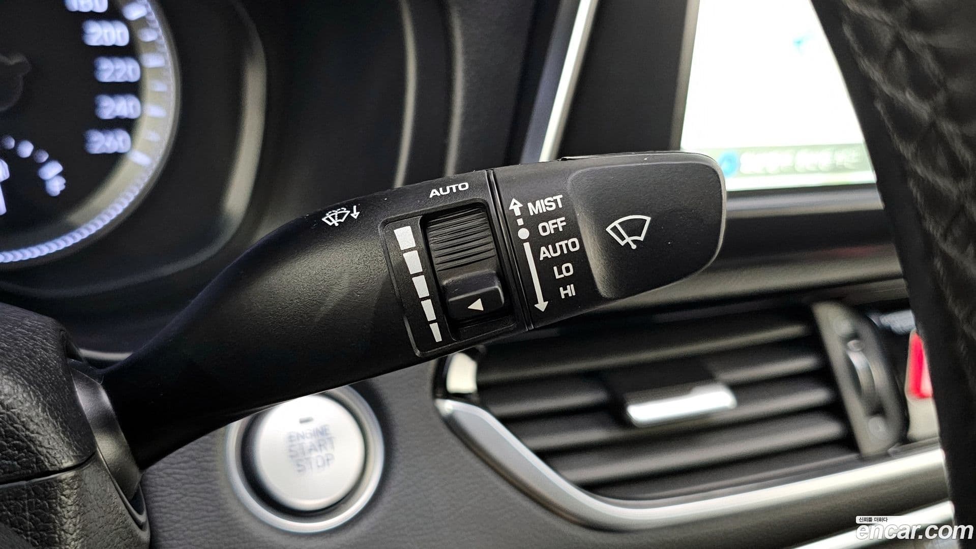 Main__Slider__Photo:Grandeur Hyundai 2019.0-17
