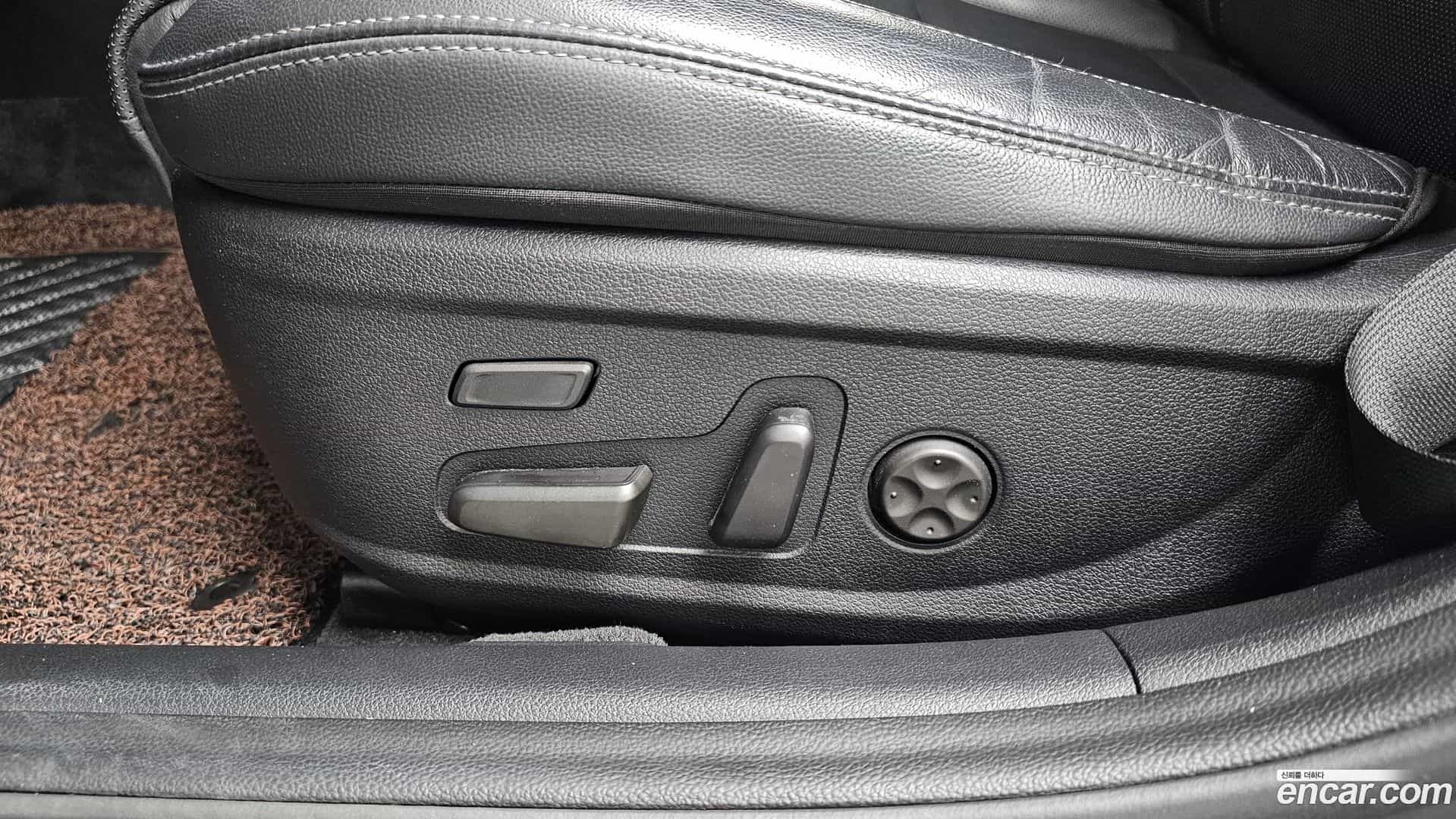 Grandeur Hyundai 2019.0-INNER-036