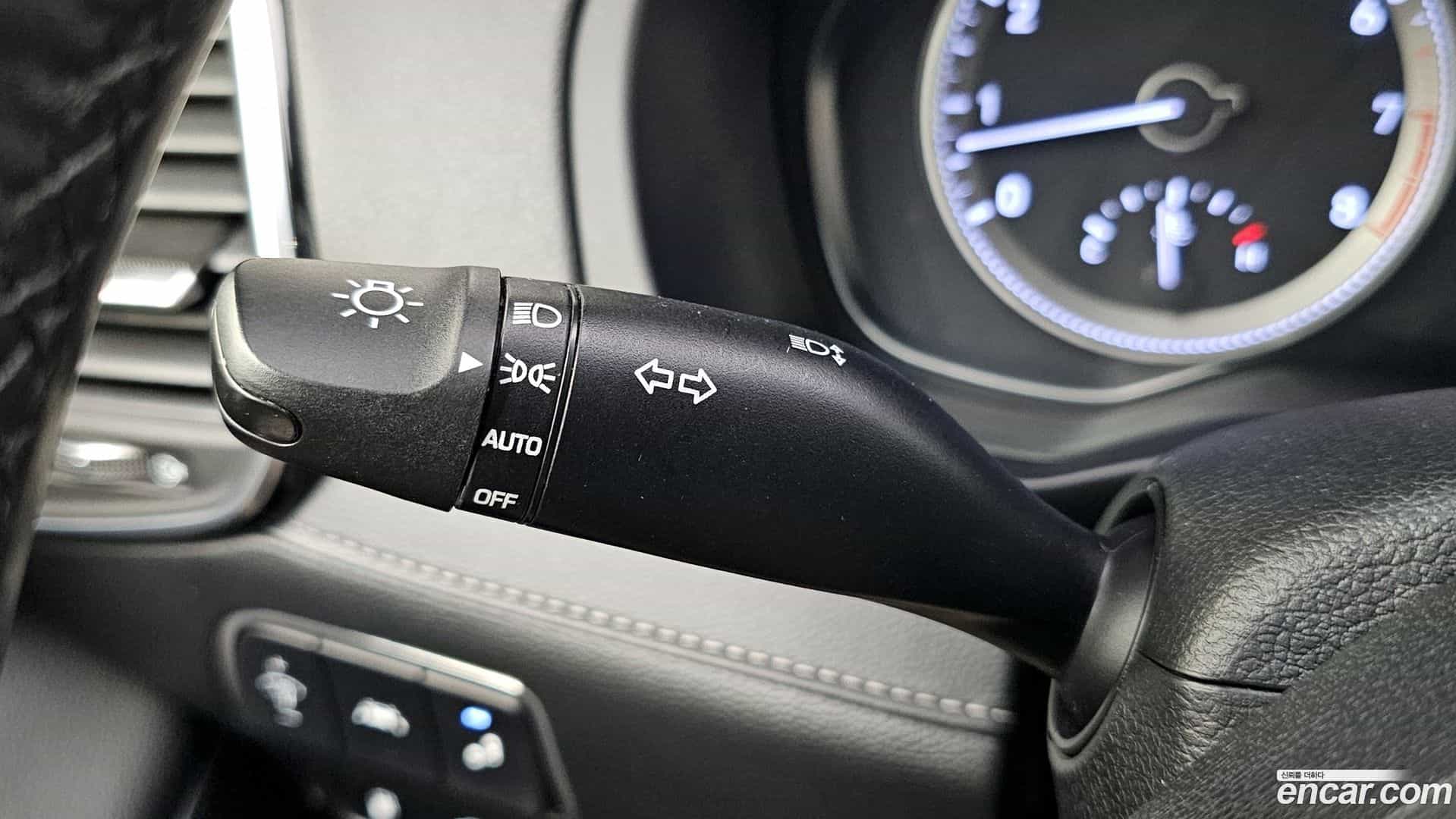 Grandeur Hyundai 2019.0-OPTION-042
